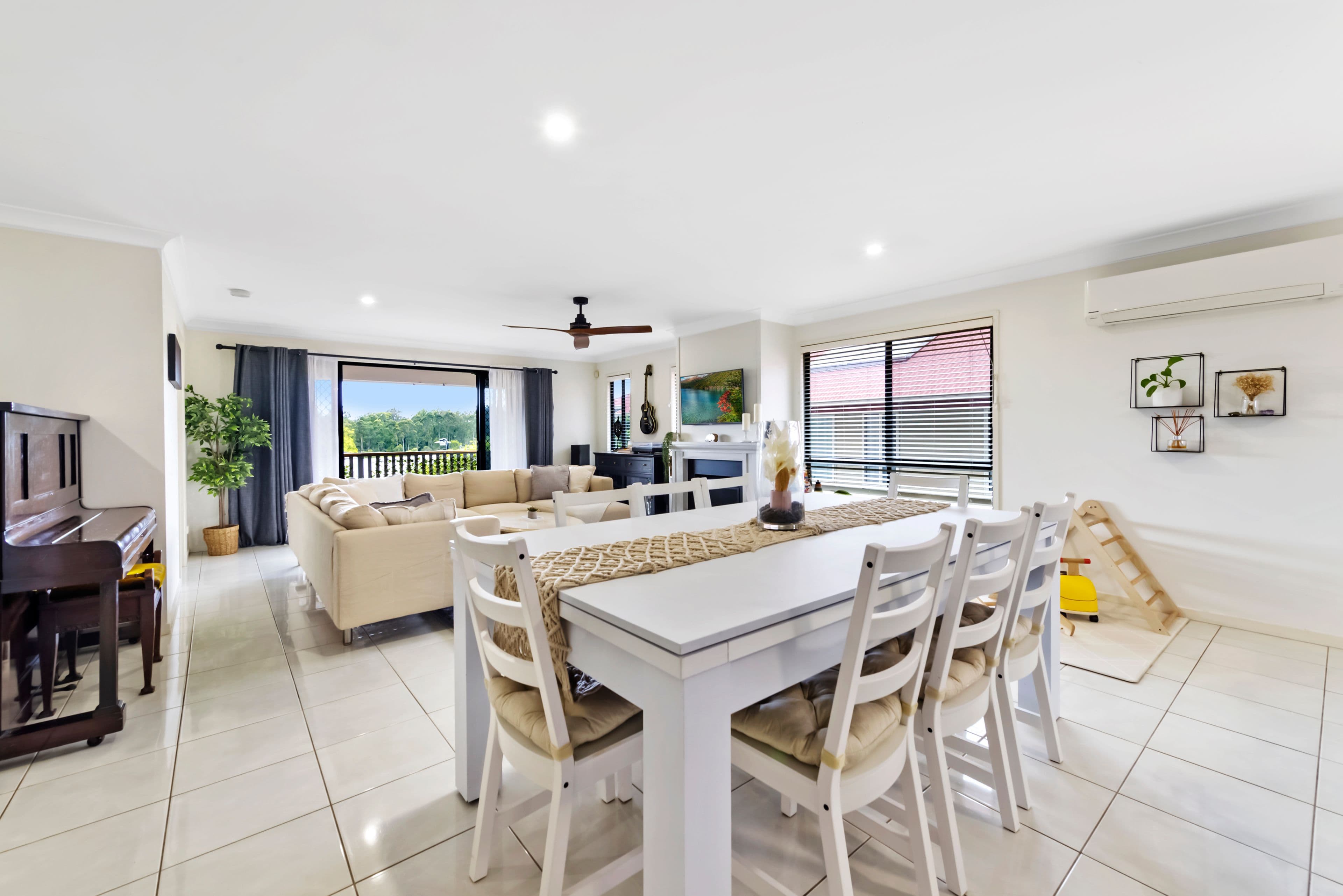 30 Silver Gull Street, Coomera QLD 4209, Coomera - Thumbnail 5