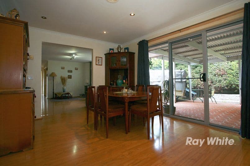 5 Huon Park Road, CRANBOURNE NORTH VIC 3977, Cranbourne North - Thumbnail 8