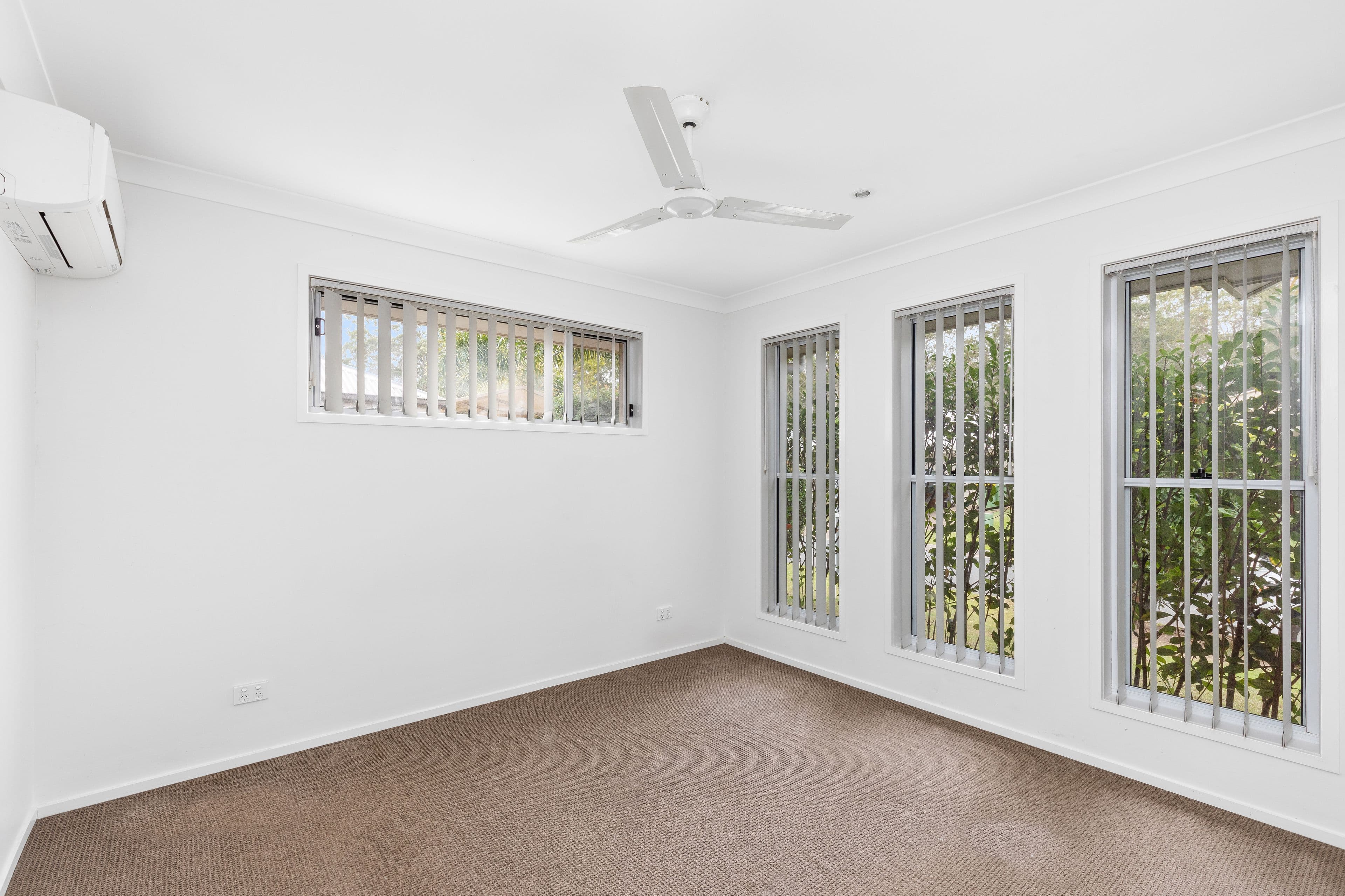 49 Lapwing Circuit, Beerwah QLD 4519, Beerwah - Thumbnail 5