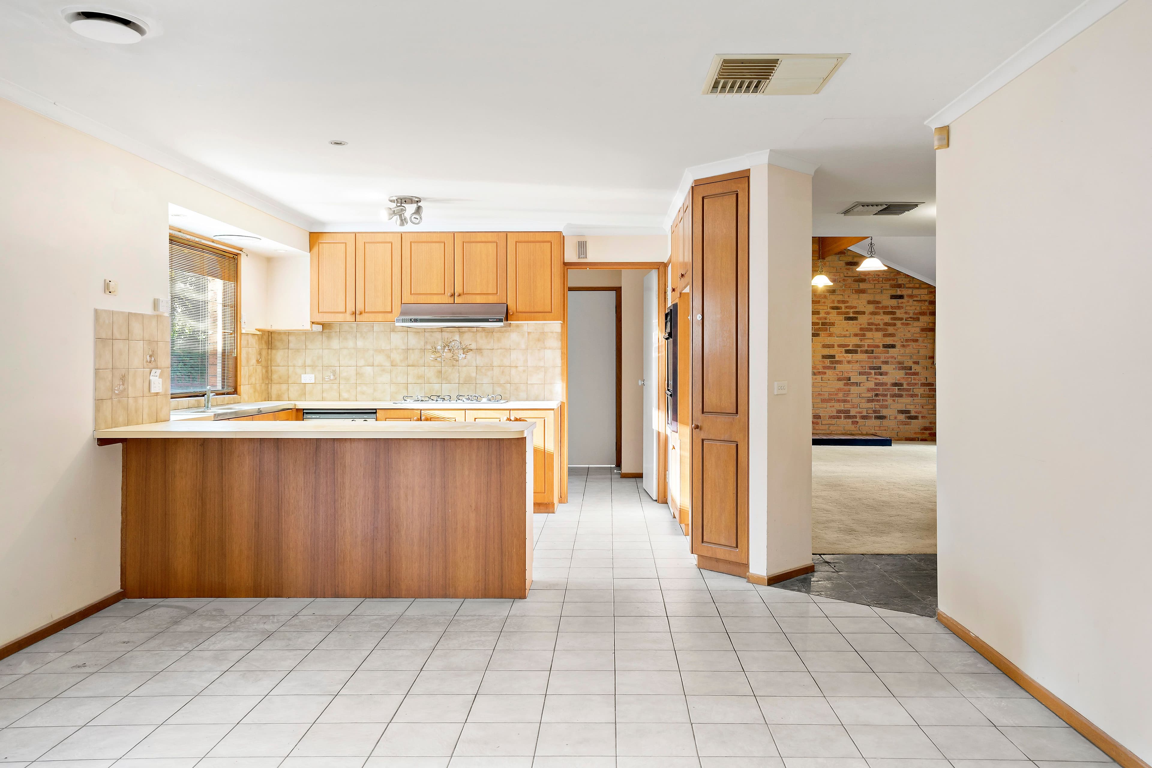 17 Wade Court, Langwarrin VIC 3910, Langwarrin - Thumbnail 2