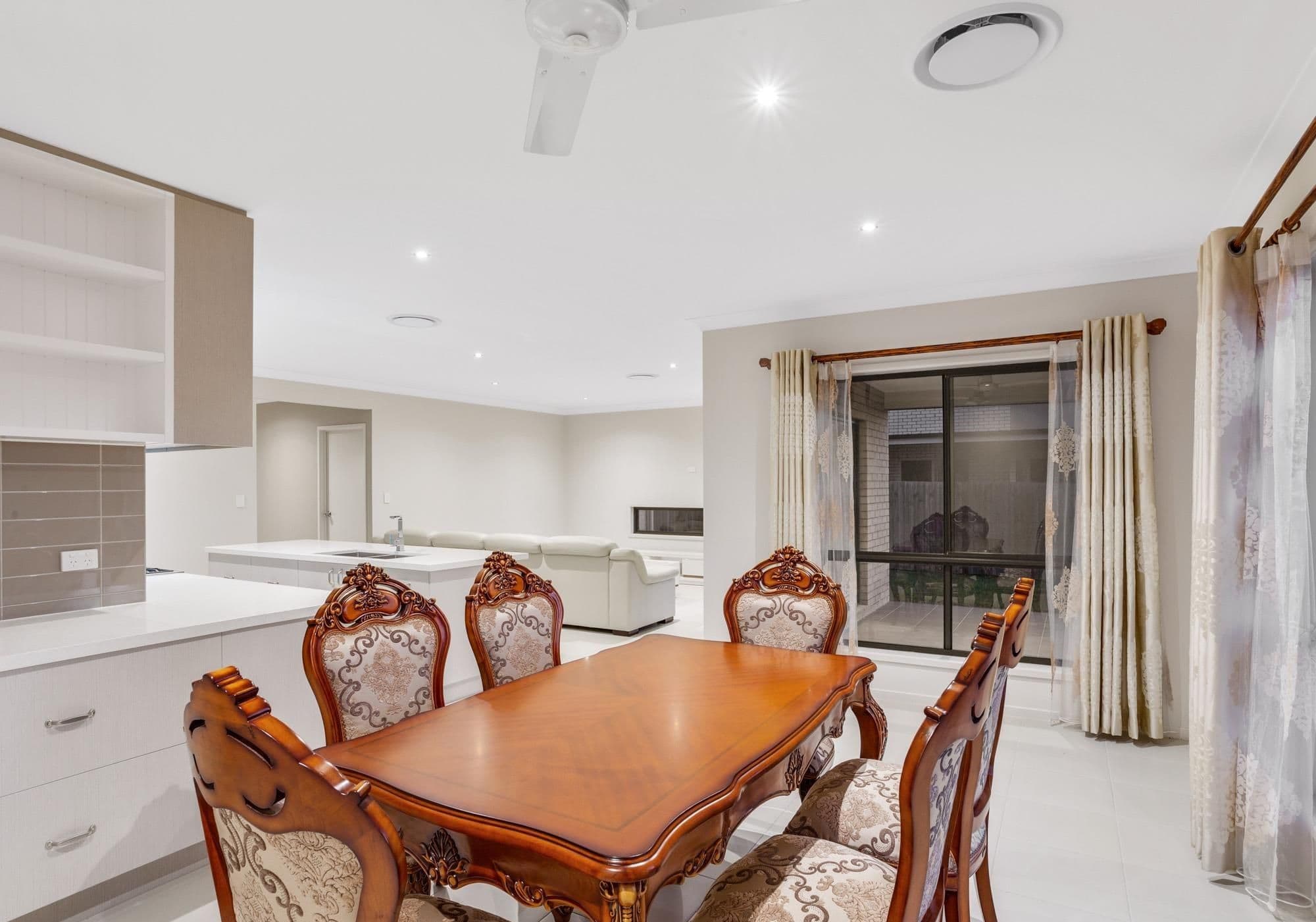 25 Lance Drive, Mount Warren Park QLD 4207, Mount Warren Park - Thumbnail 4