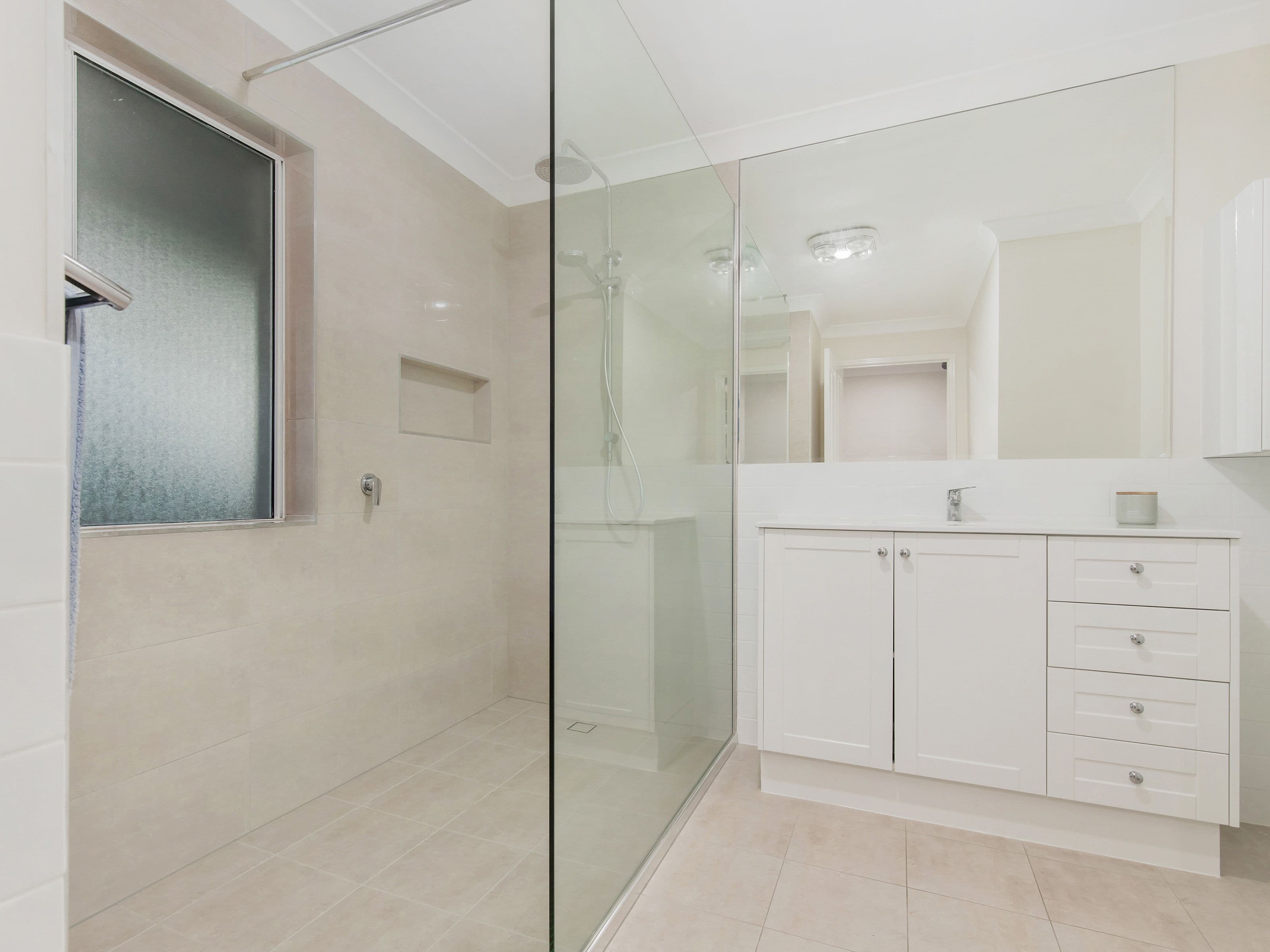 2 Hennie Crescent, Ormeau QLD 4208, Ormeau - Thumbnail 4