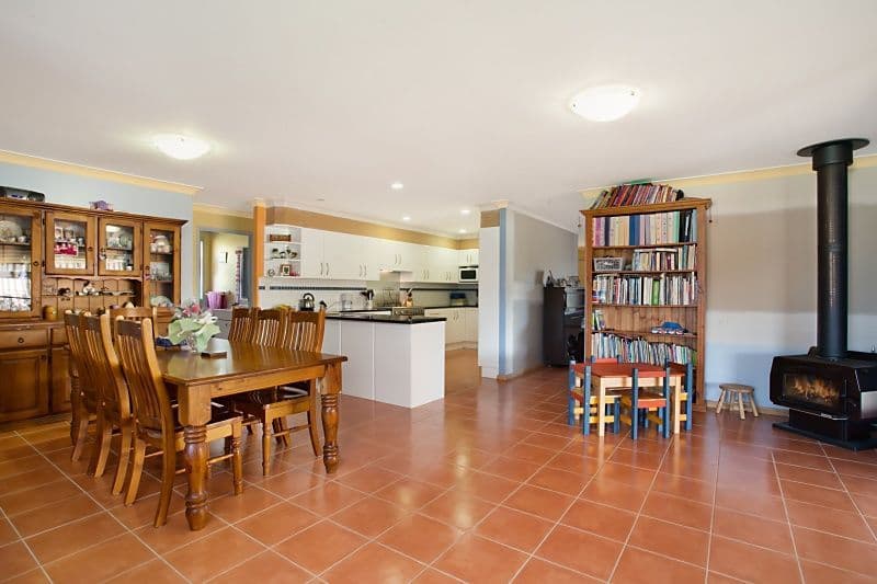 WALLALONG NSW 2320, Wallalong - Thumbnail 4