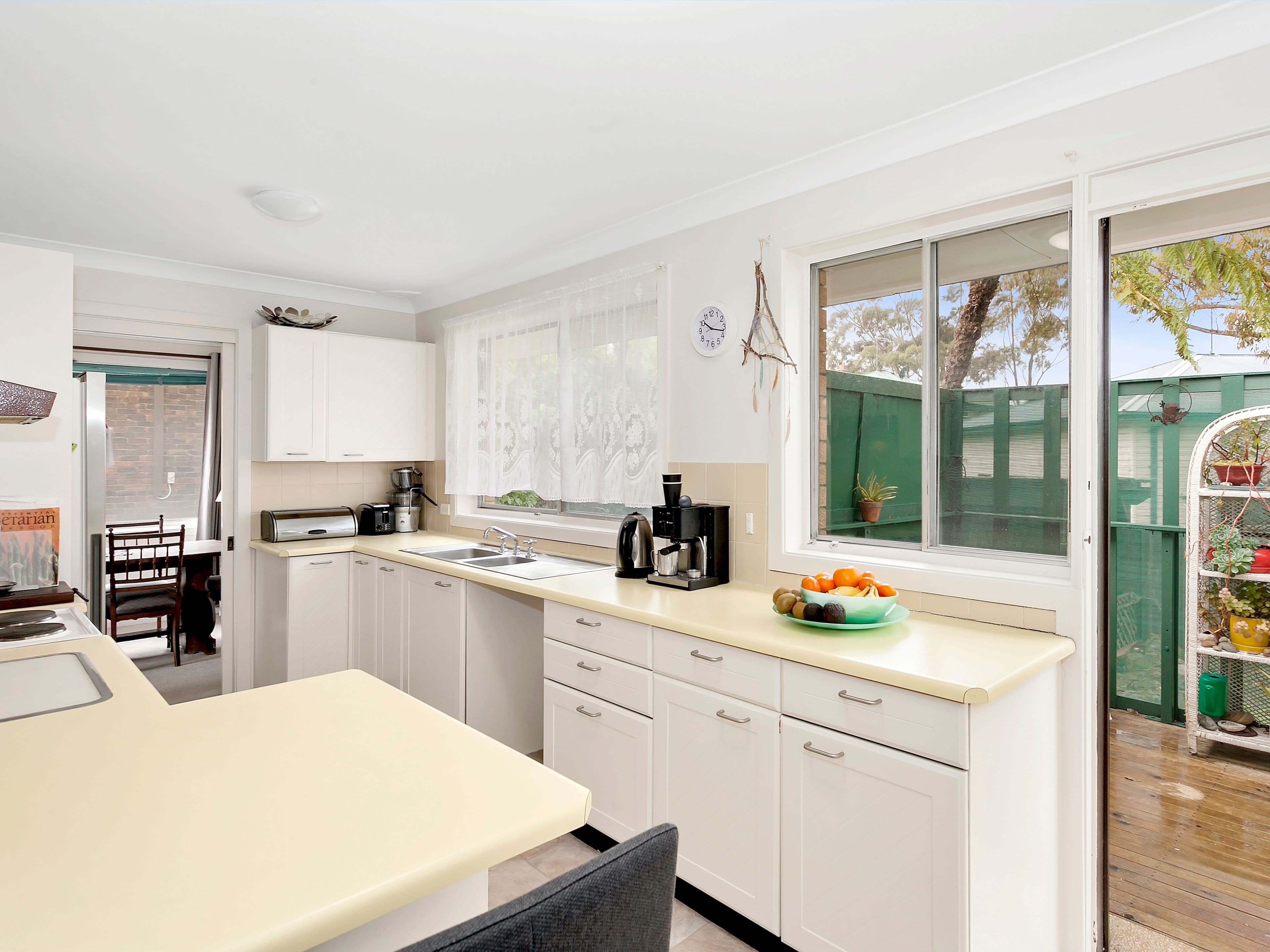 11 Laurina Avenue, Helensburgh - Thumbnail 3