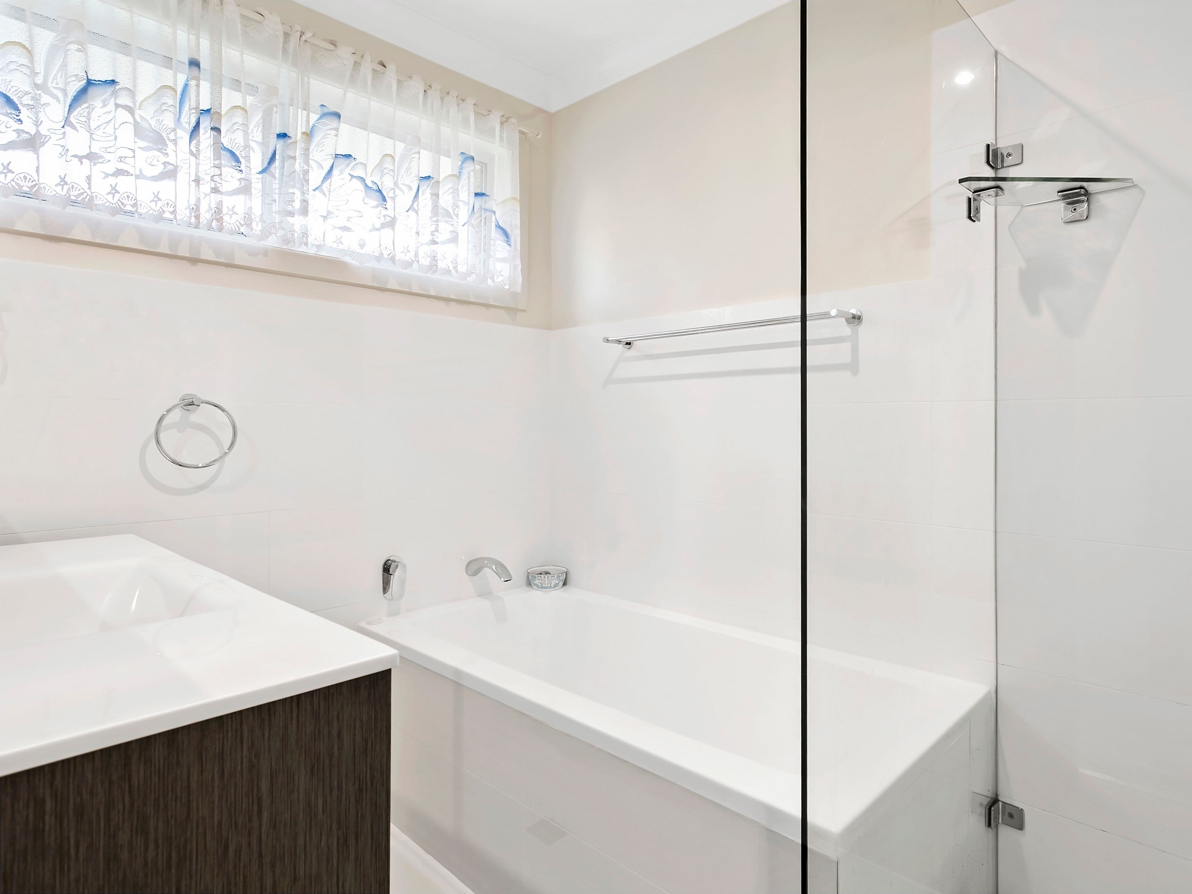 11 Laurina Avenue, Helensburgh - Thumbnail 4