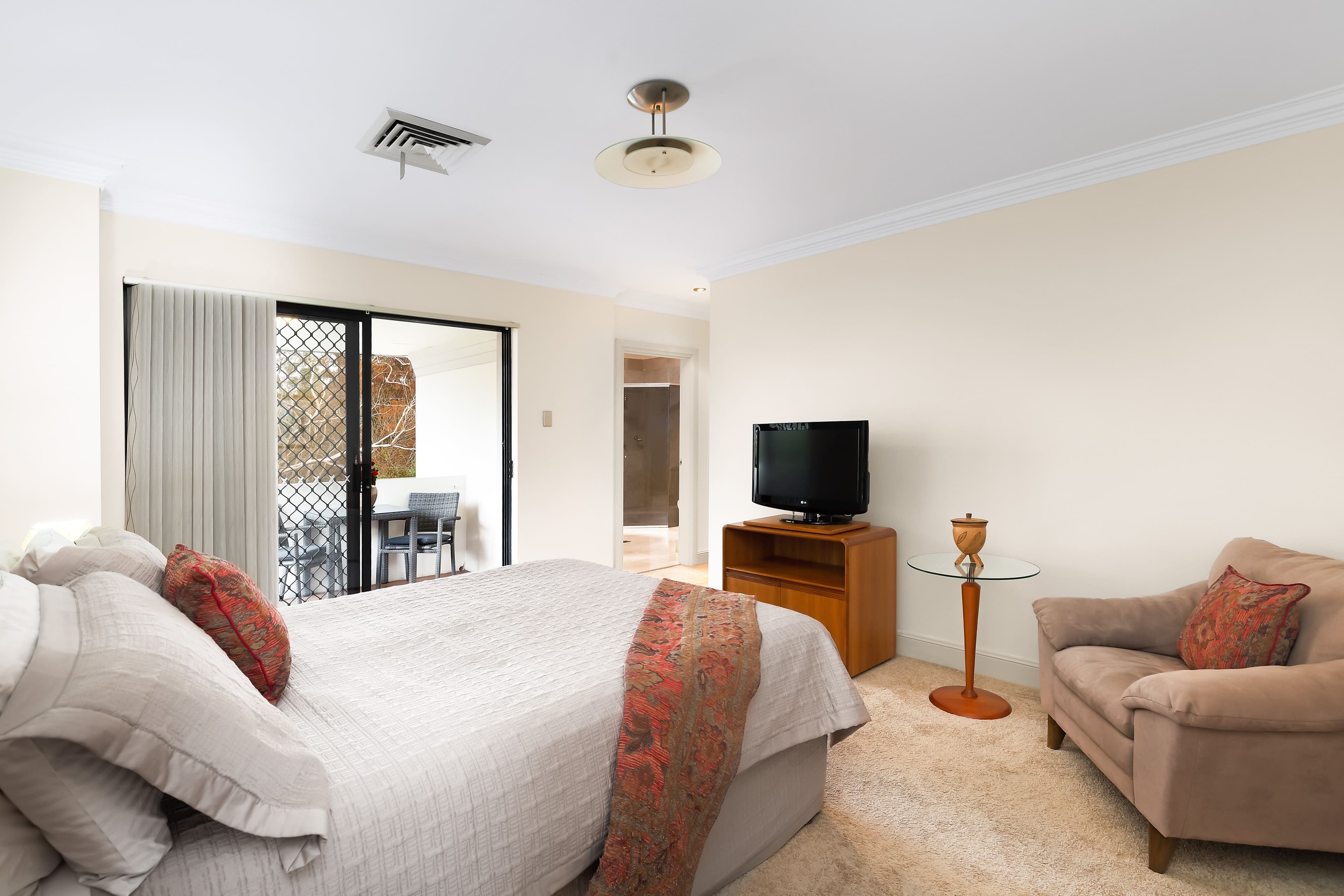 1/1 Walter Street, Cranbourne - Thumbnail 8