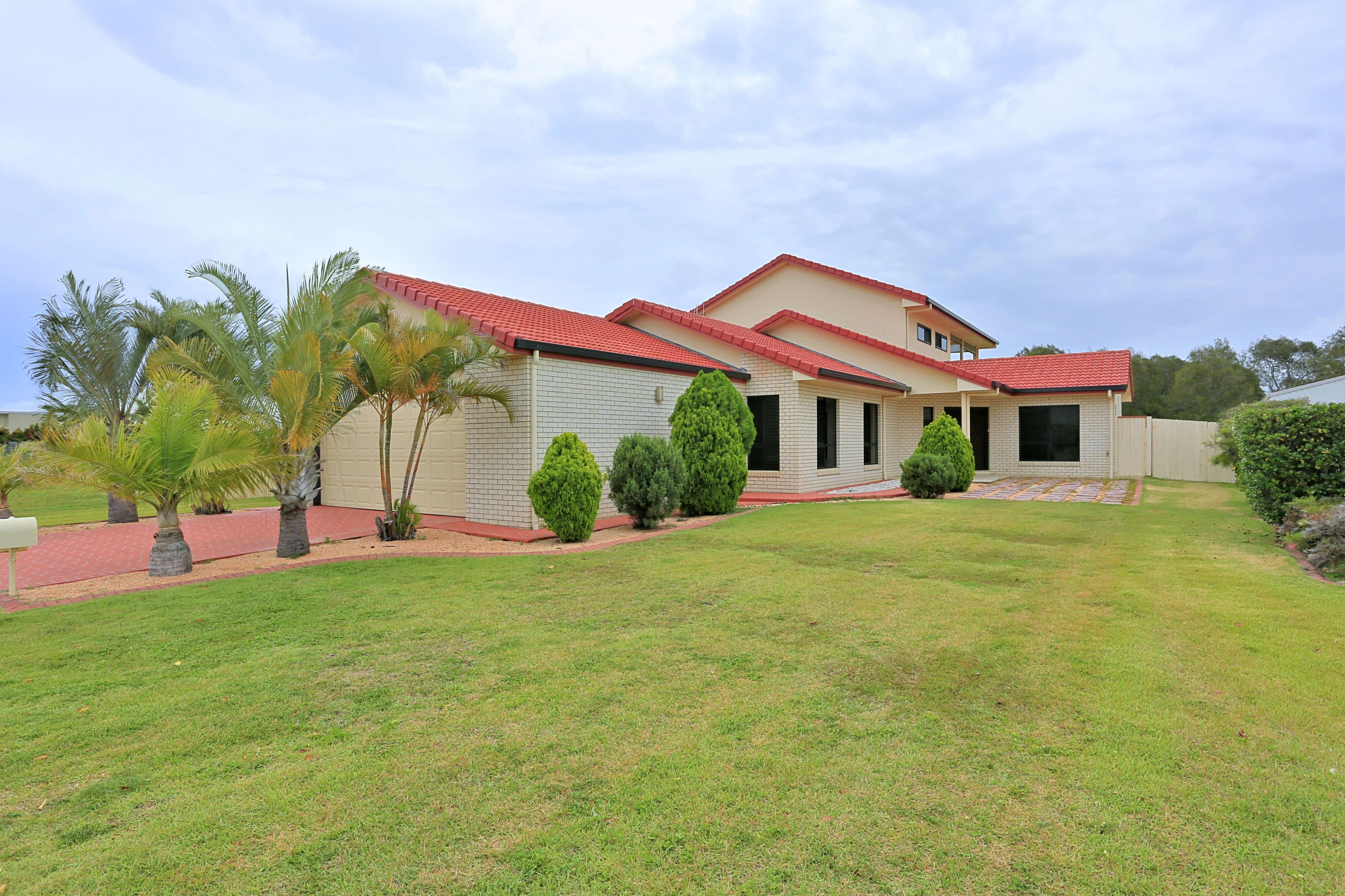 24 Bisdee Street, Coral Cove QLD 4670, Coral Cove - Thumbnail 5