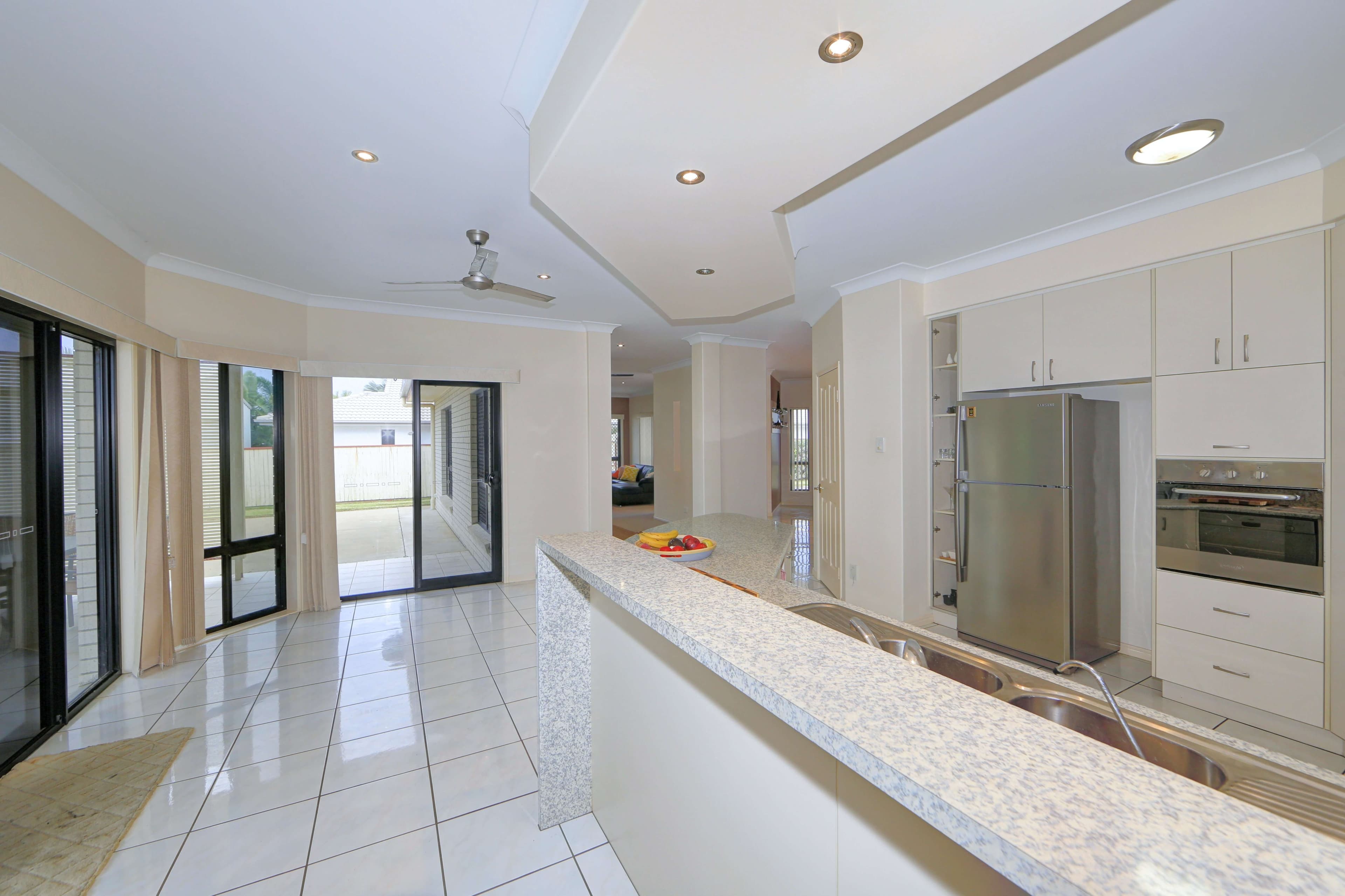 24 Bisdee Street, Coral Cove QLD 4670, Coral Cove - Thumbnail 8