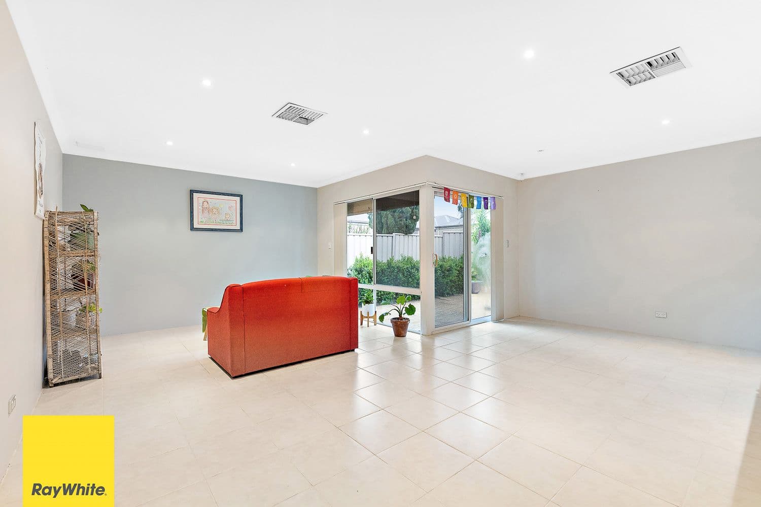 5 Tangmere Way, Balga WA 6061, Balga - Thumbnail 8