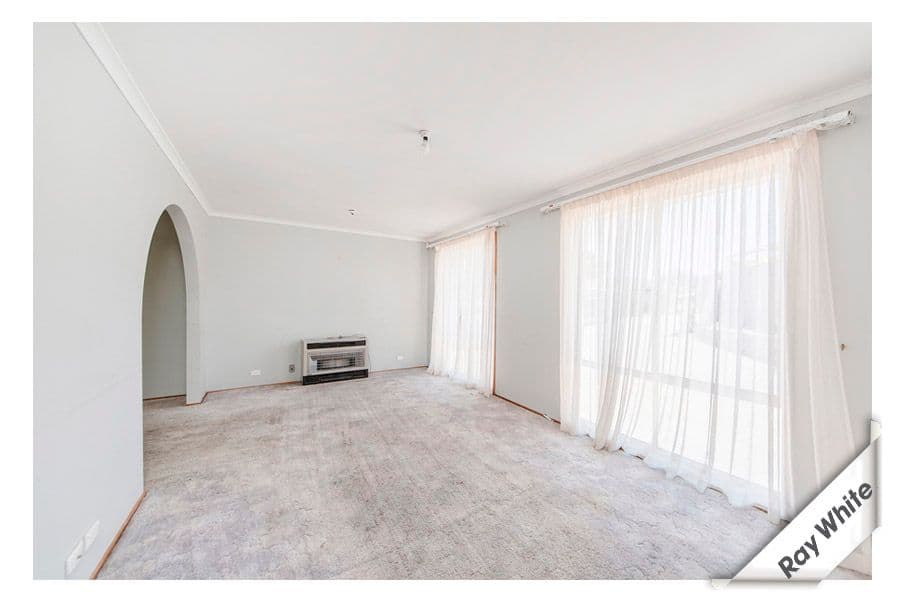 72 Pennington Crescent, CALWELL ACT 2905, Calwell - Thumbnail 5
