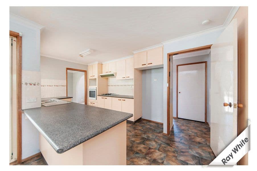 72 Pennington Crescent, CALWELL ACT 2905, Calwell - Thumbnail 7
