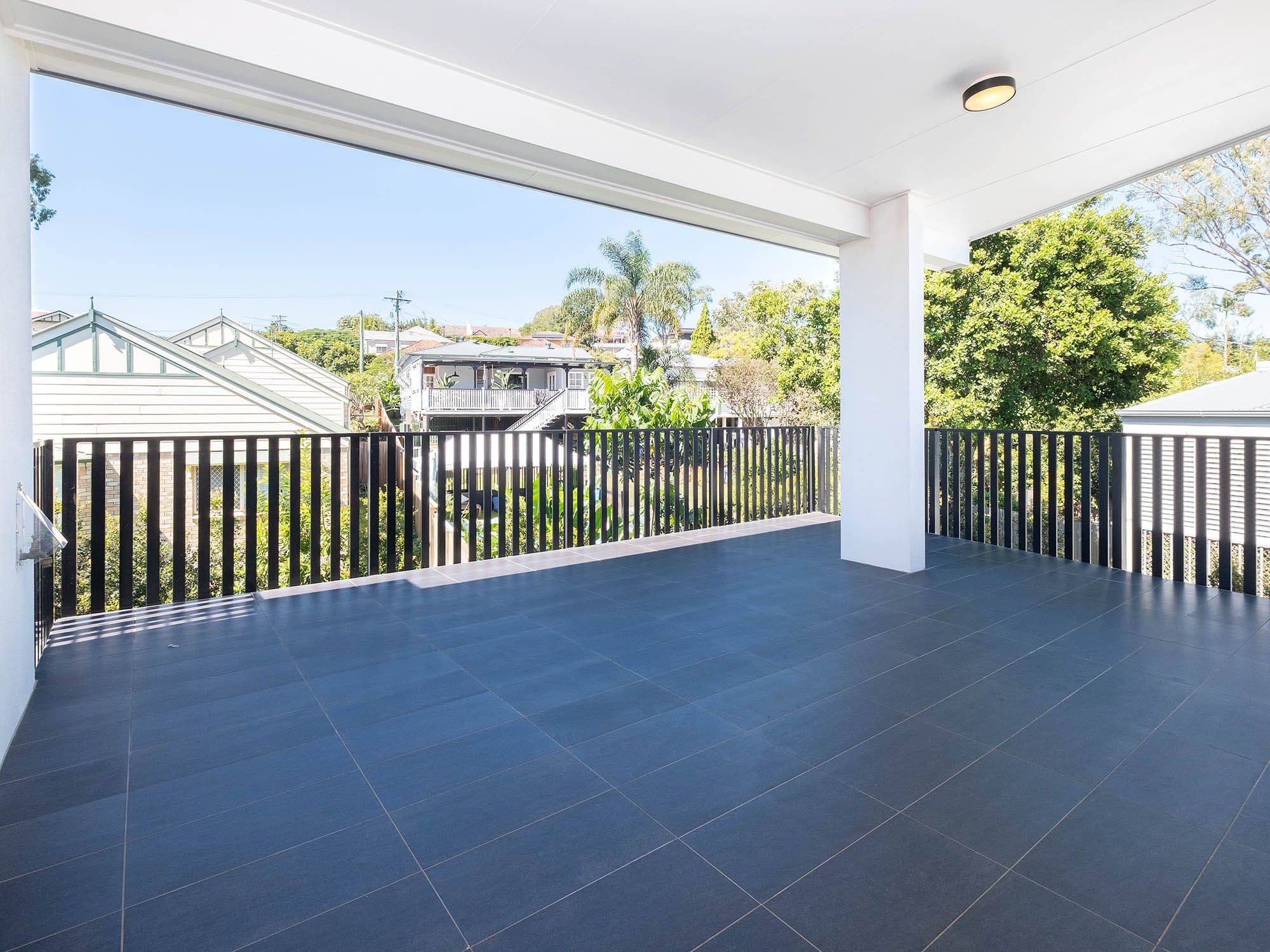 38 Latimer Street, Holland Park QLD 4121, Holland Park - Thumbnail 2