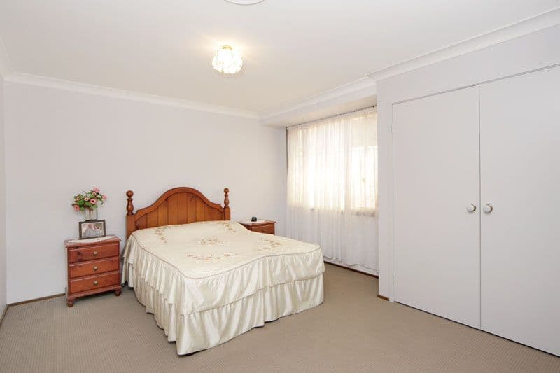 5 Oxford Drive, LAKE HAVEN NSW 2263, Lake Haven - Thumbnail 8