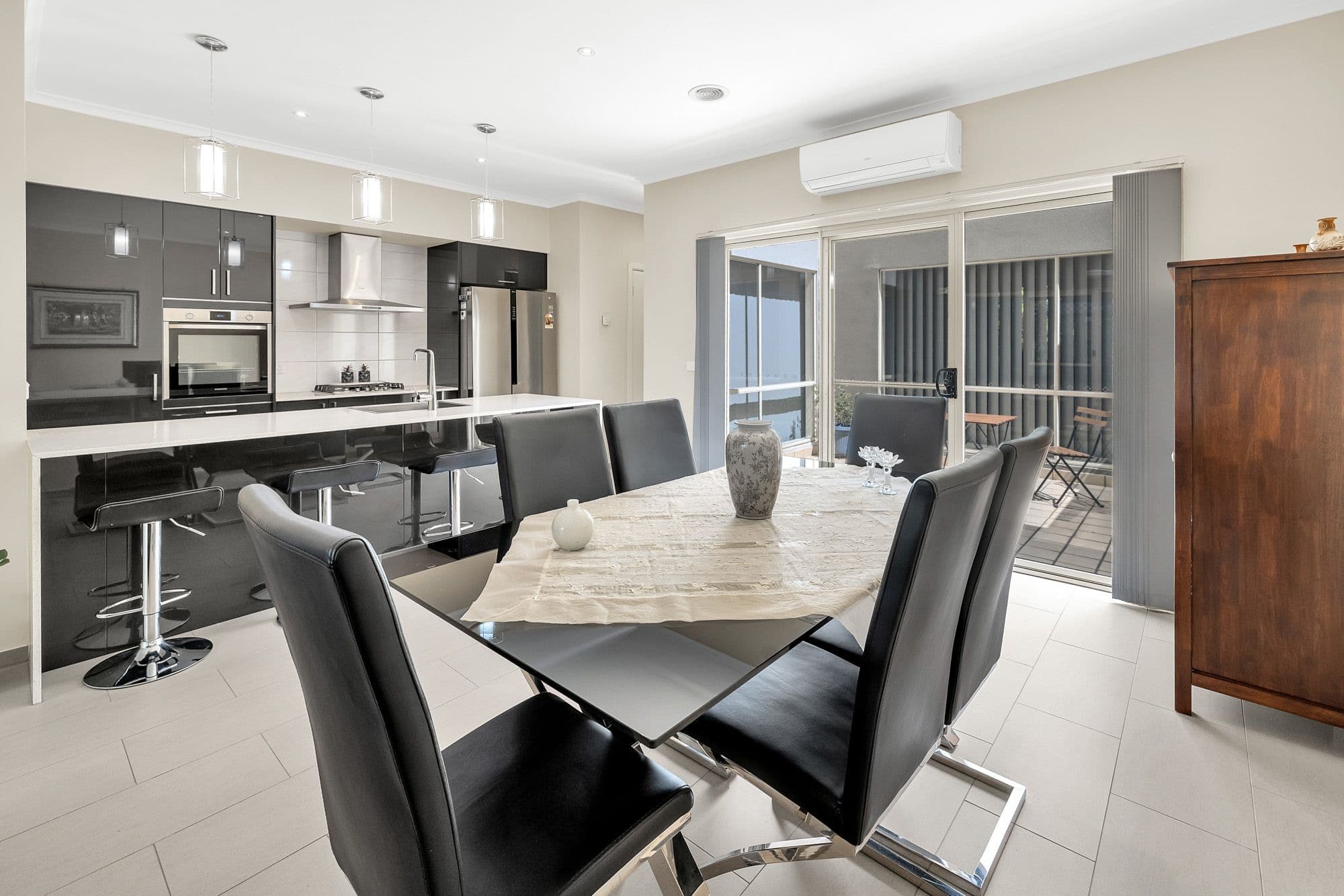3 Almond Close, Werribee VIC 3030, Werribee - Thumbnail 3