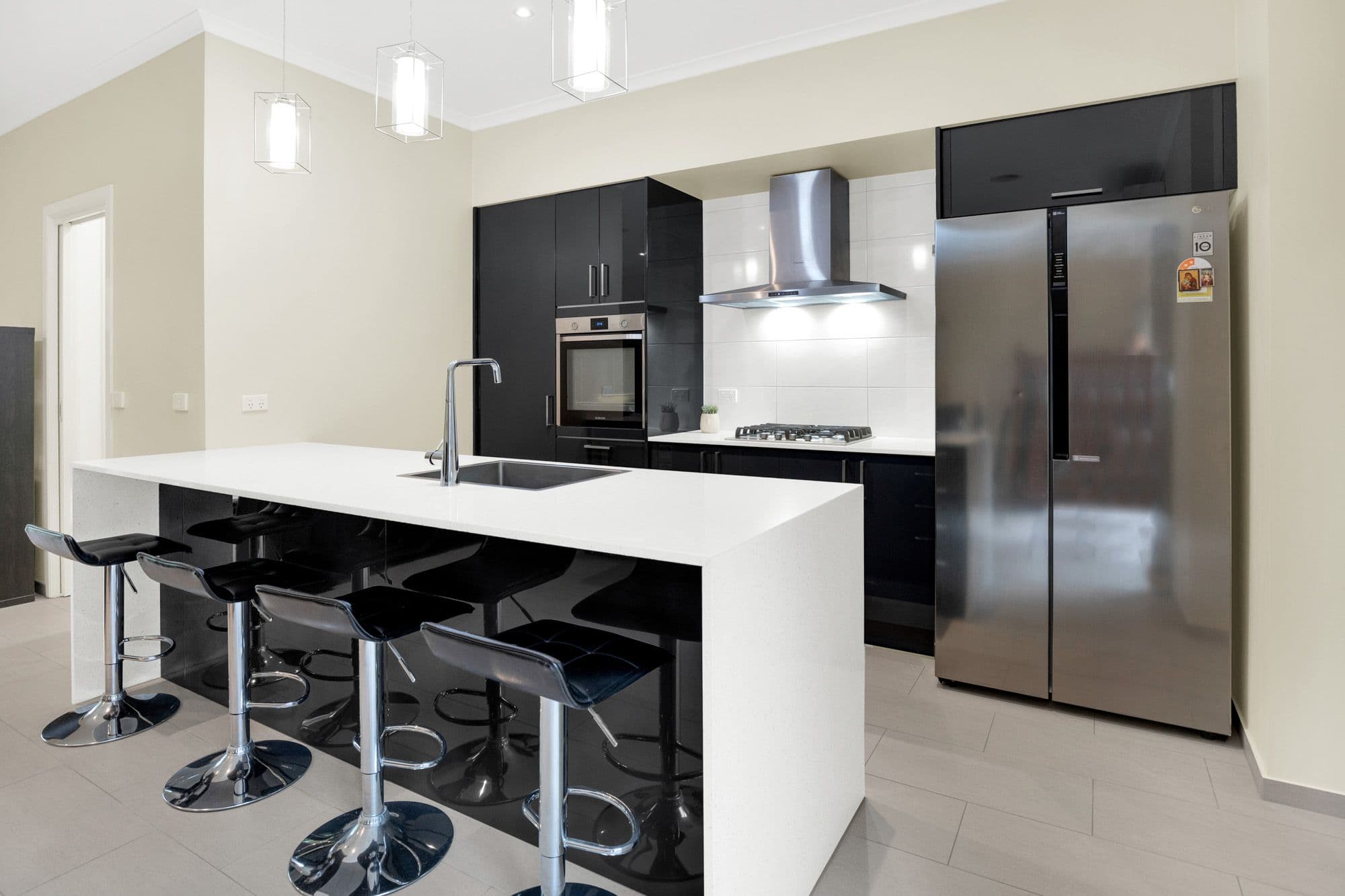 3 Almond Close, Werribee VIC 3030, Werribee - Thumbnail 4