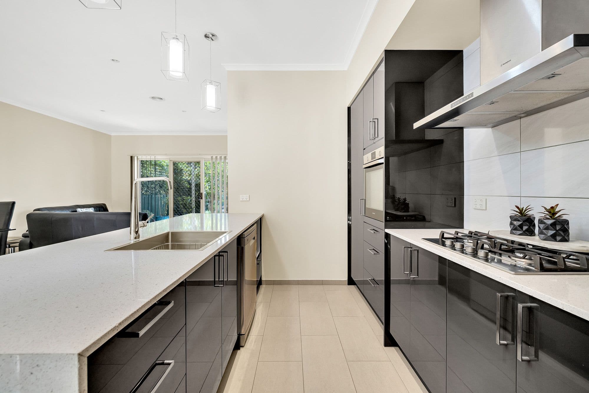 3 Almond Close, Werribee VIC 3030, Werribee - Thumbnail 5