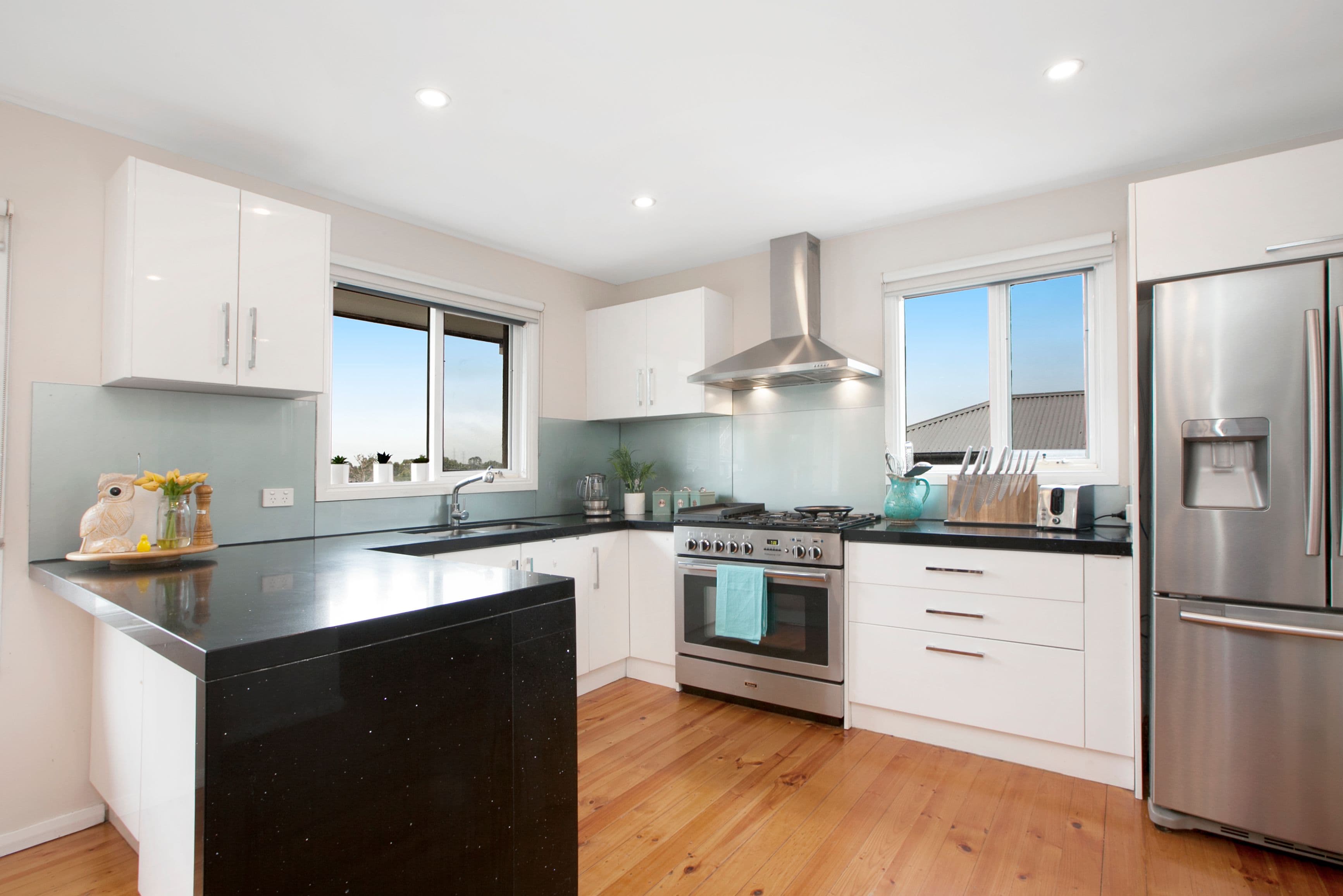 112 Darebin Boulevard, Reservoir VIC 3073, Reservoir - Thumbnail 4