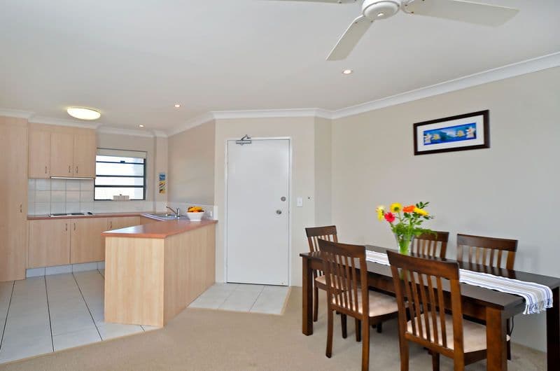 1066 Gold Coast Highway, PALM BEACH QLD 4221, Palm Beach - Thumbnail 5