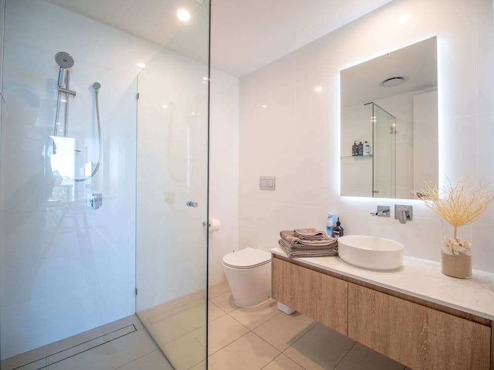 76 Musgrave Street "Iconic", Coolangatta QLD 4225, Coolangatta - Thumbnail 3