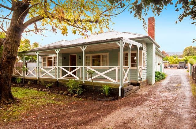 58 Albert Avenue, BORONIA VIC 3155, Boronia - Thumbnail 2