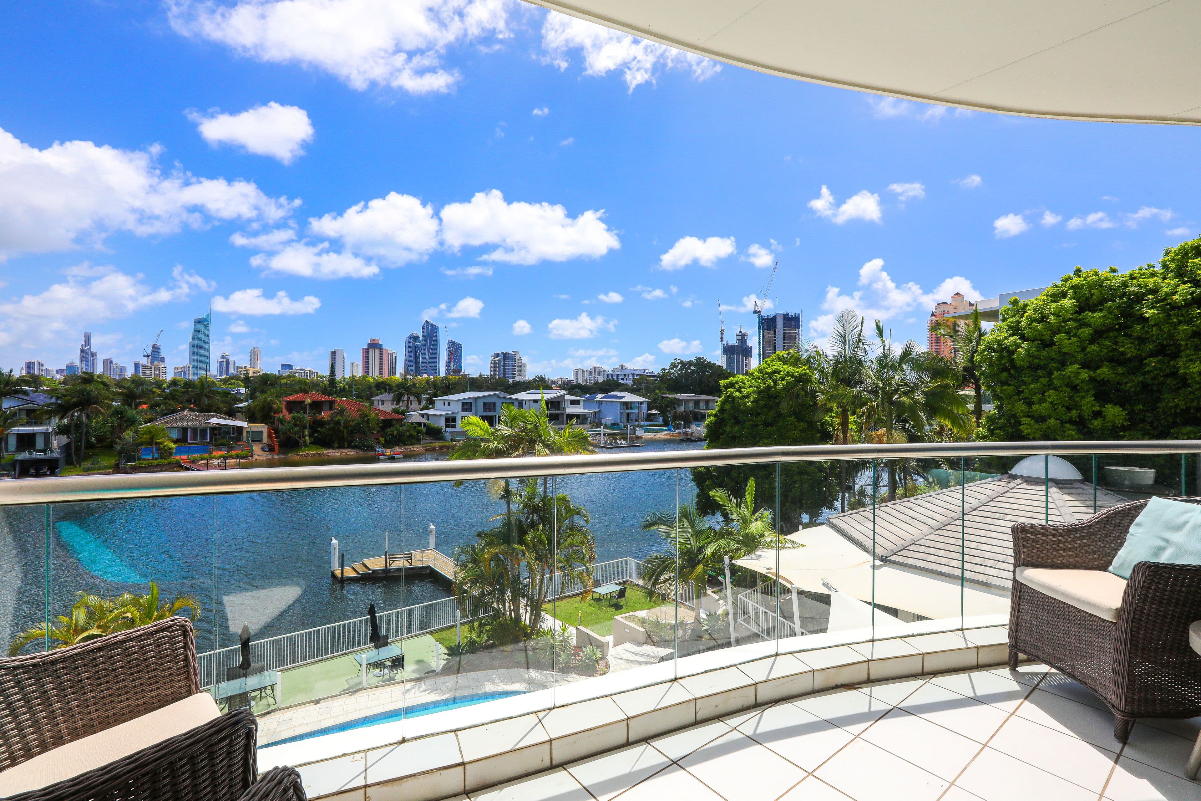 11 Eady Avenue, Broadbeach Waters QLD 4218, Broadbeach Waters - Thumbnail 2