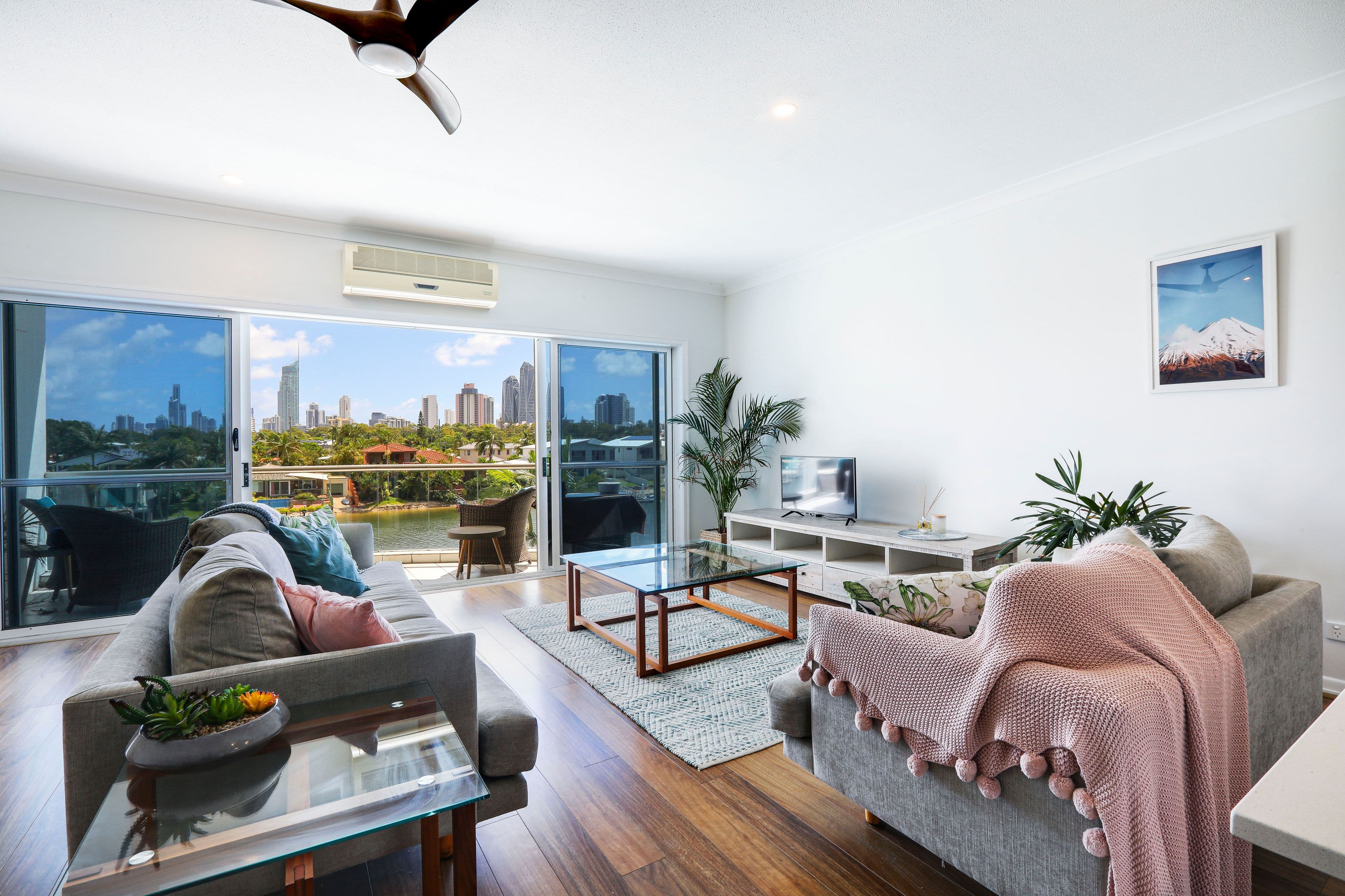 11 Eady Avenue, Broadbeach Waters QLD 4218, Broadbeach Waters - Thumbnail 4