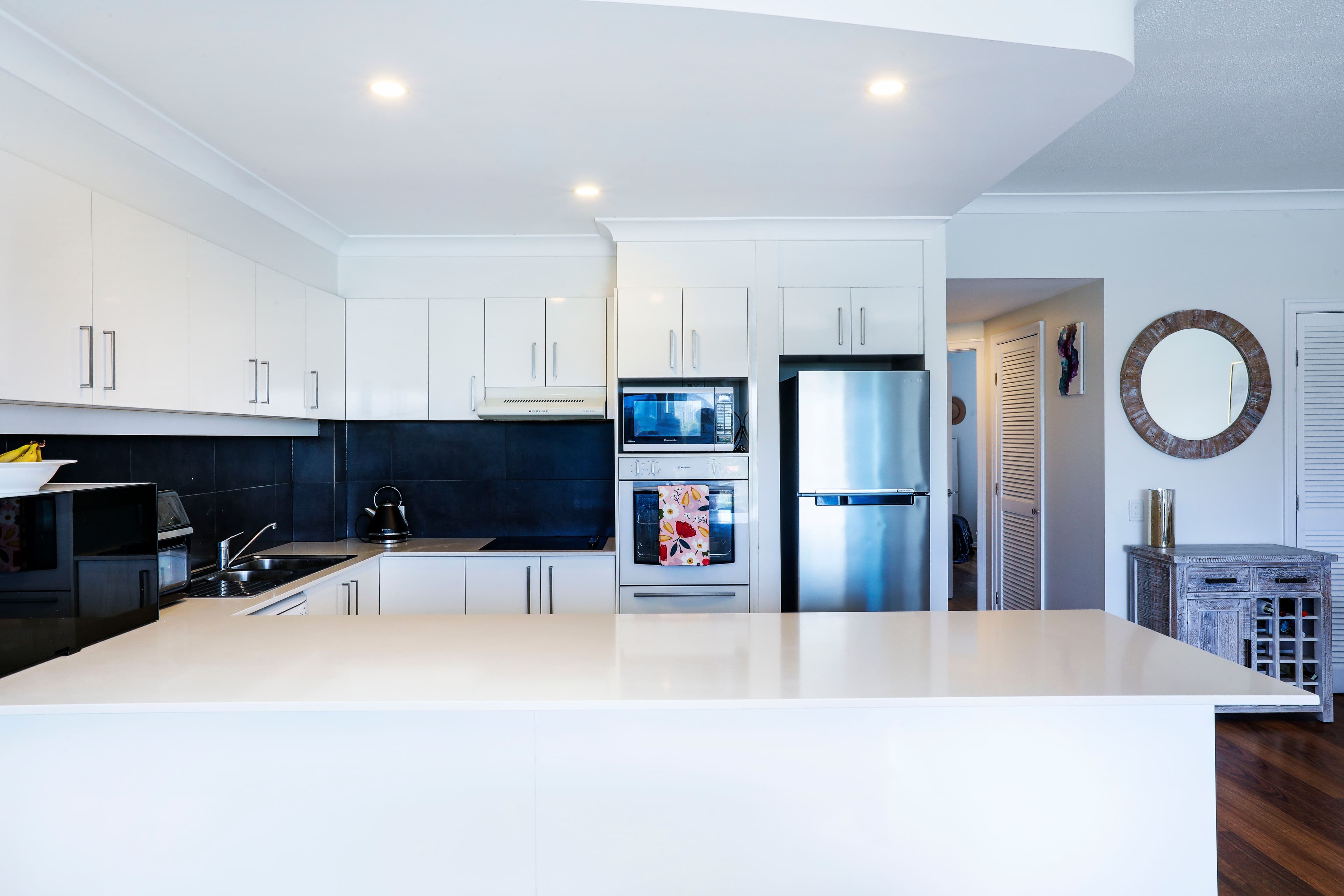 11 Eady Avenue, Broadbeach Waters QLD 4218, Broadbeach Waters - Thumbnail 8