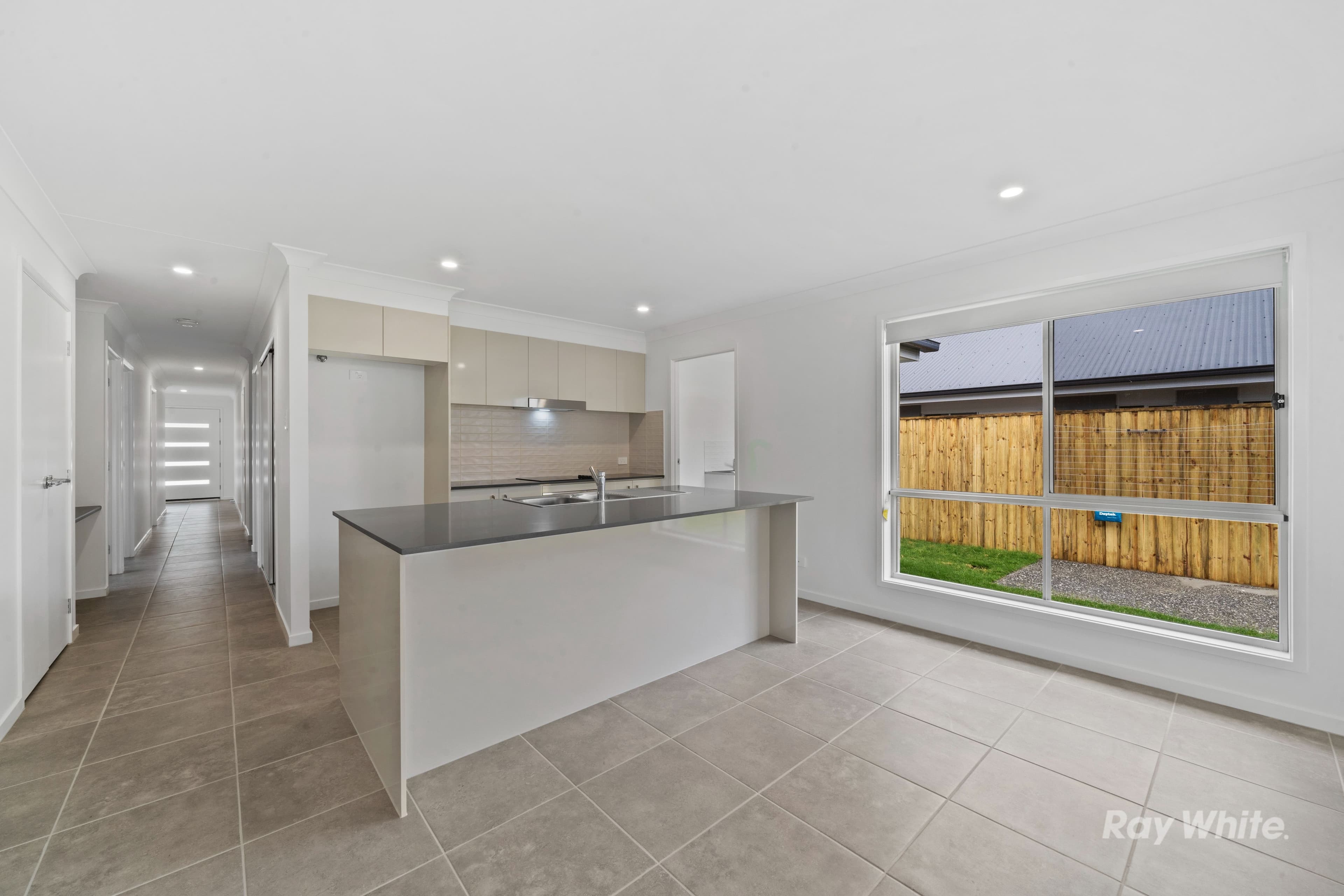 3 Bibury Street, Jimboomba QLD 4280, Jimboomba - Thumbnail 4
