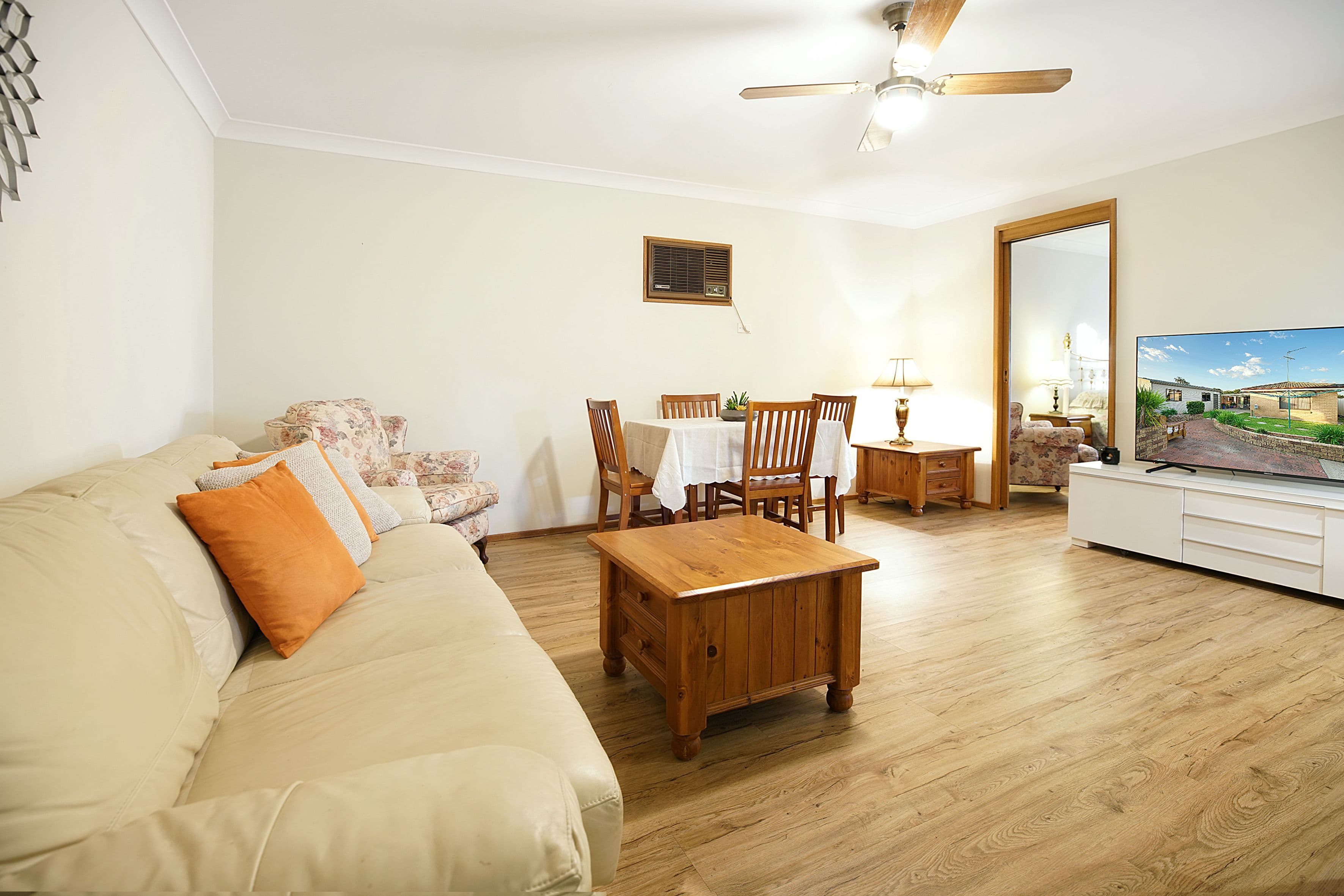 8 Windmill Place, Werrington Downs - Thumbnail 2