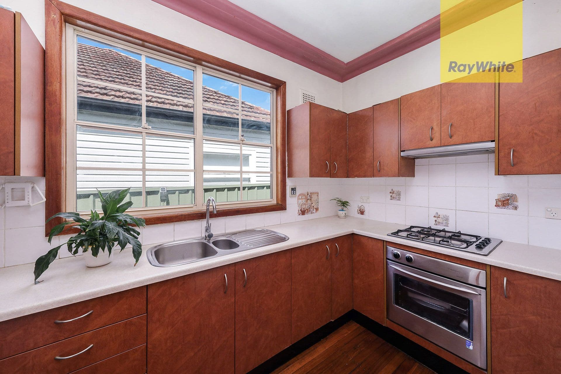 188 Broadarrow Road, Riverwood NSW 2210, Riverwood - Thumbnail 5