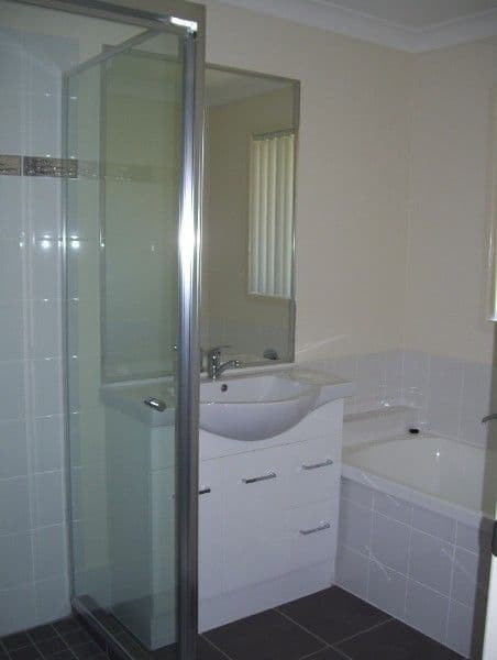 10 Naomi Drive, CROWS NEST QLD 4355, Crows Nest - Thumbnail 3