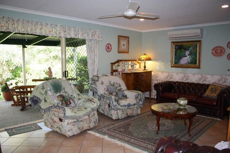 15 Paraburdoo Crescent, SHAILER PARK QLD 4128, Shailer Park - Thumbnail 2
