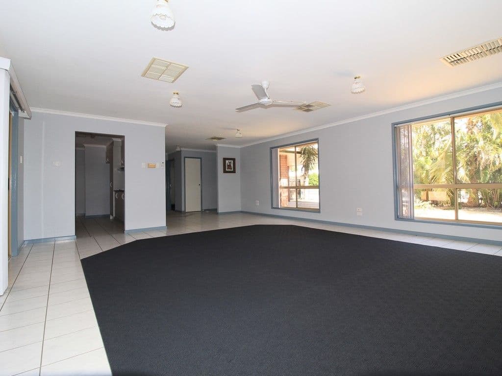 15 White Street, Emerald QLD 4720, Emerald - Thumbnail 3