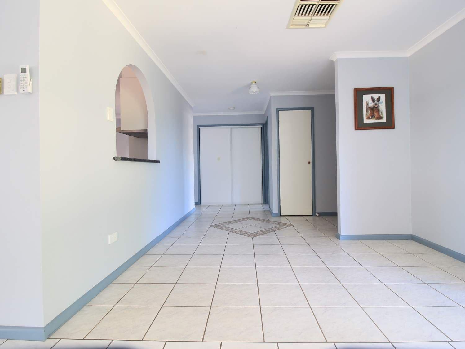 15 White Street, Emerald QLD 4720, Emerald - Thumbnail 7