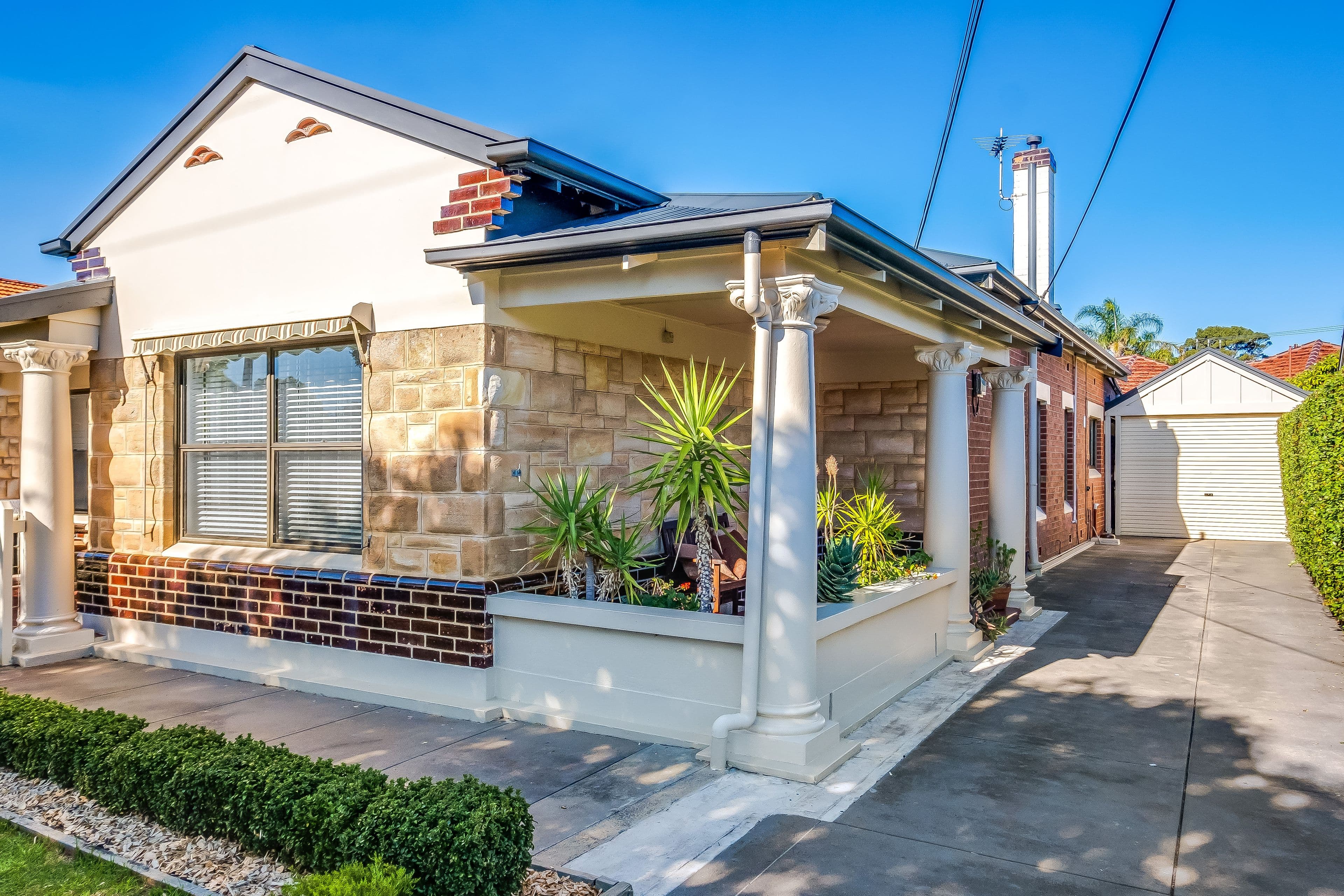 10 Young Street, Glenelg East SA 5045, Glenelg East - Image 1