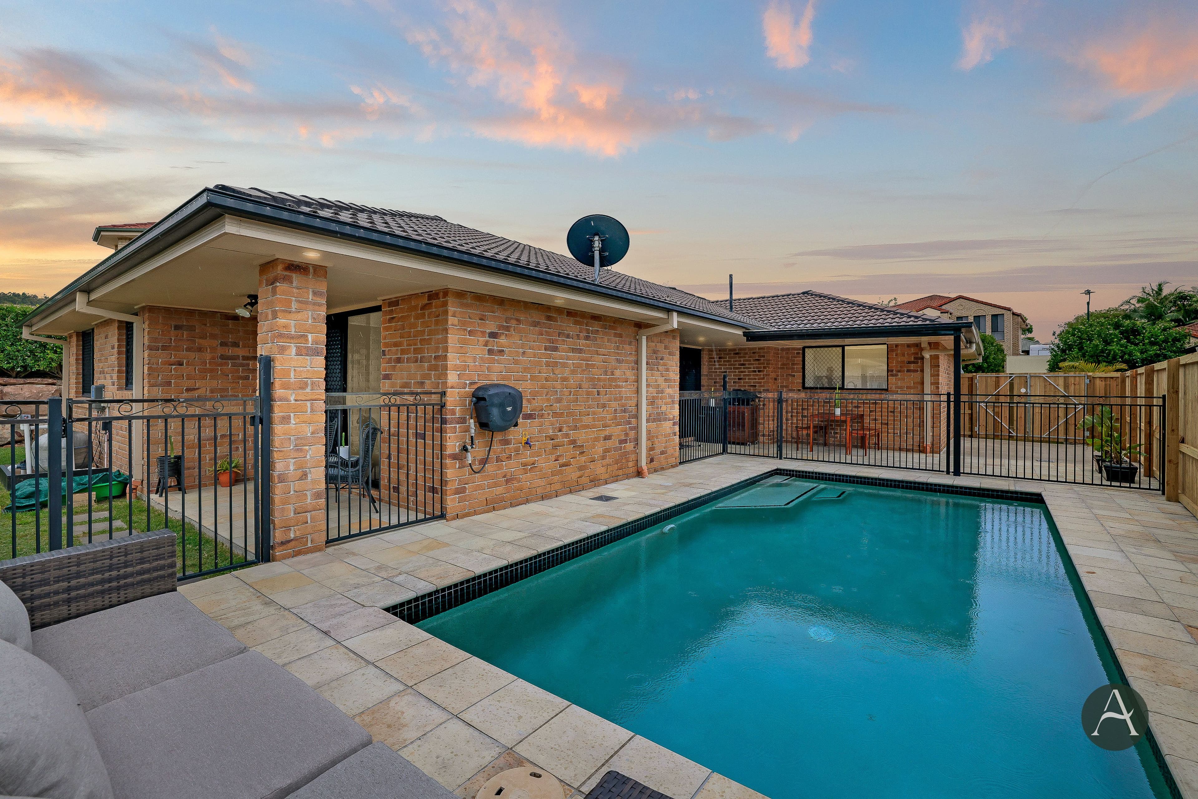 8 Heather Drive, Upper Coomera QLD 4209, Upper Coomera - Thumbnail 3