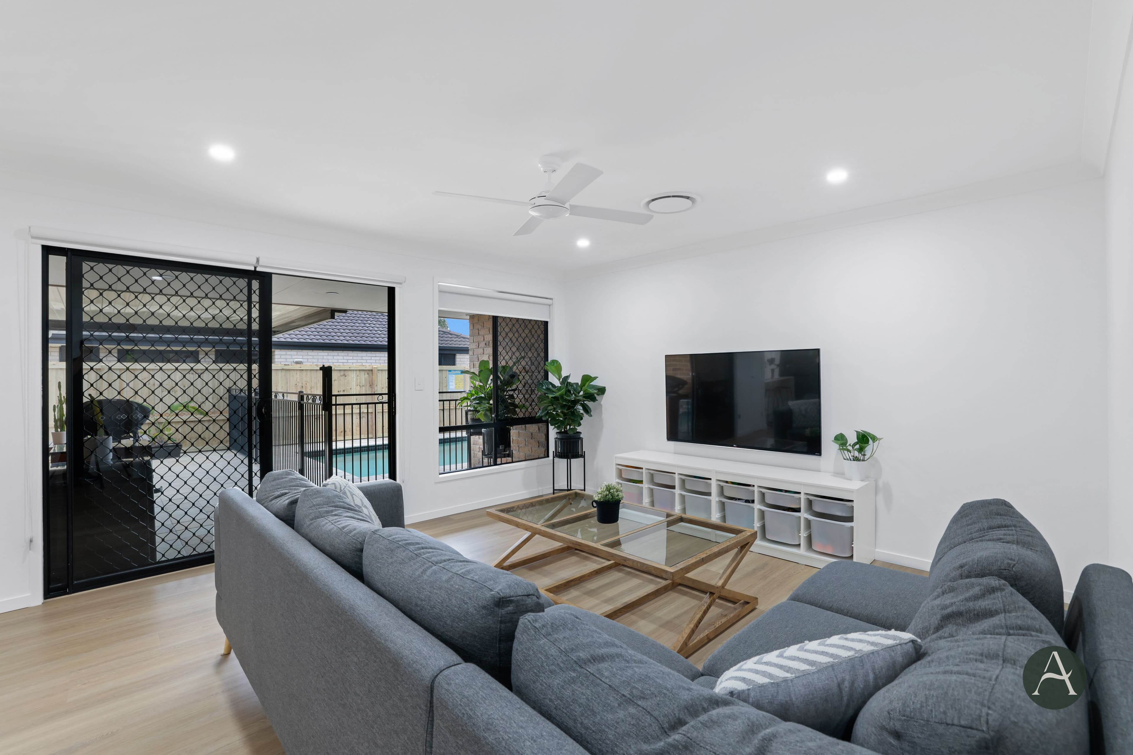 8 Heather Drive, Upper Coomera QLD 4209, Upper Coomera - Thumbnail 8