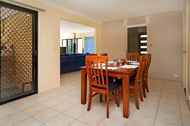 2 Poeppel Place, HELENSVALE QLD 4212, Helensvale - Thumbnail 7
