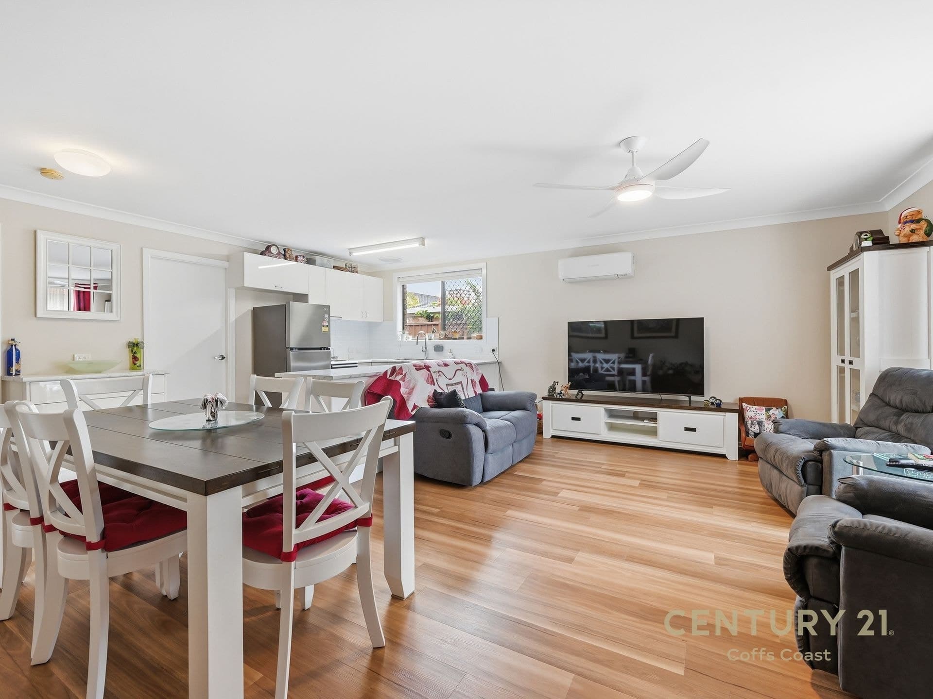 Shop 6/2 Moonee Beach Road, Moonee Beach, NSW, 2450, Coffs Harbour - Thumbnail 2