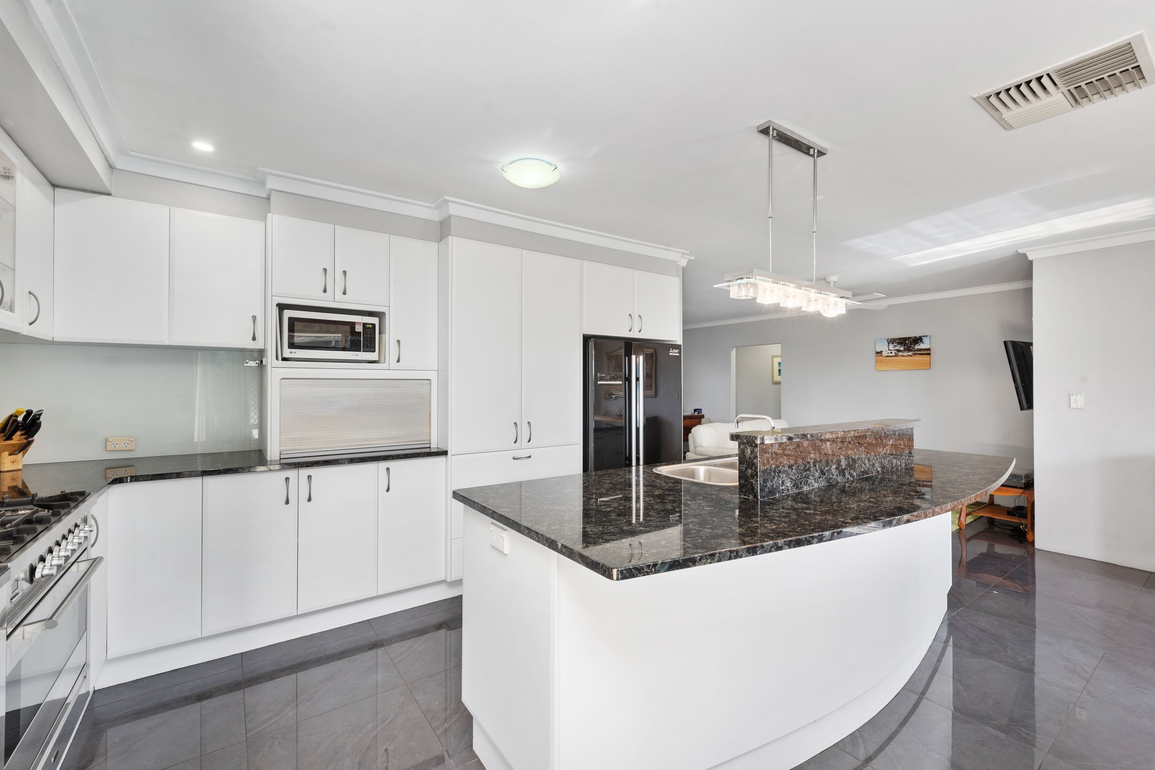 6 Calais Way, Sorrento WA 6020, Sorrento - Thumbnail 3
