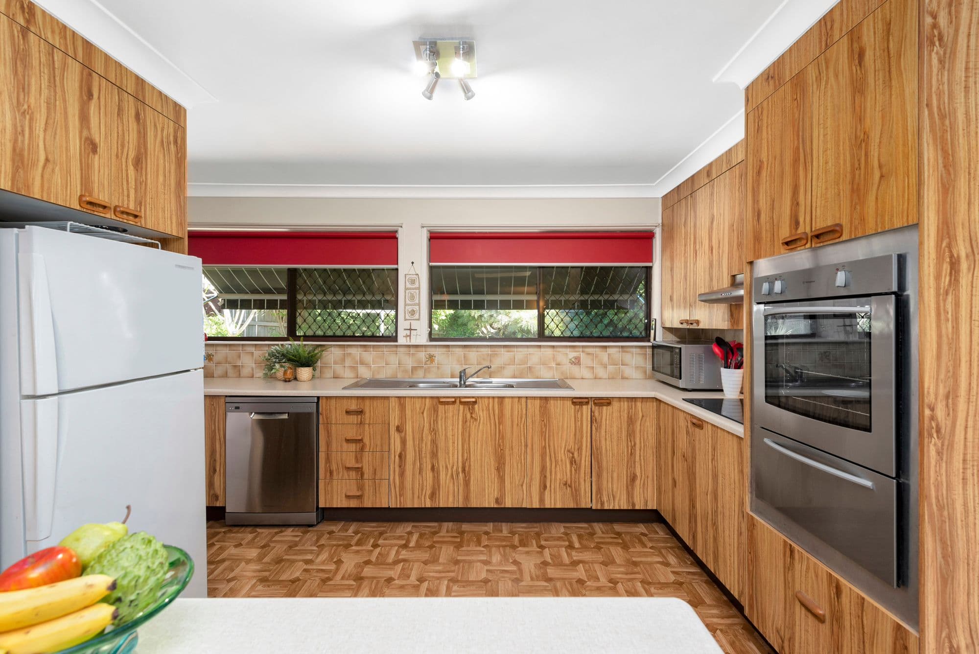 9 Ambrosius Street, Carindale QLD 4152, Carindale - Thumbnail 4