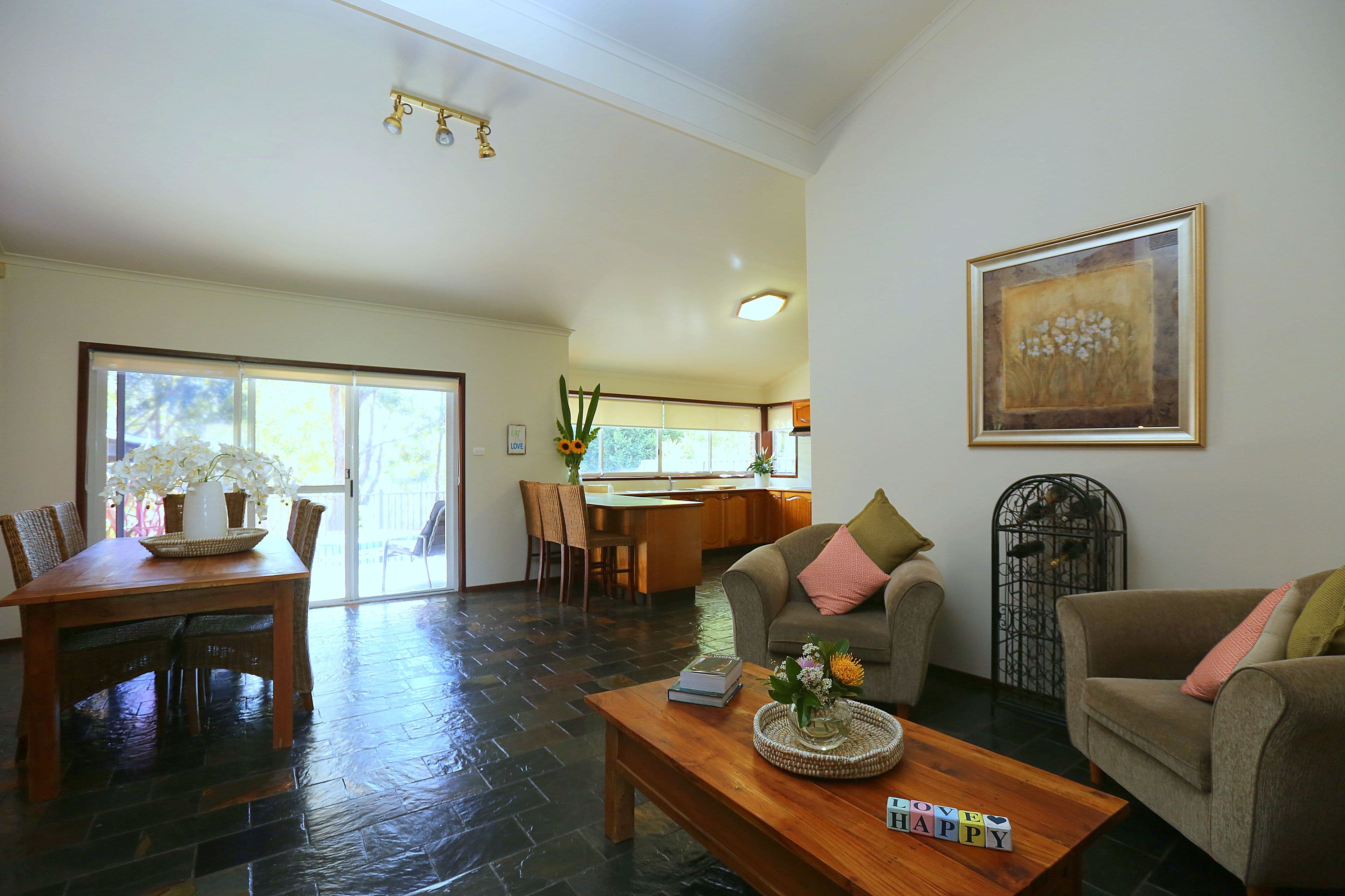 100 Lucinda Avenue, Bass Hill - Thumbnail 2