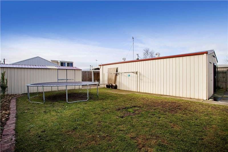 8 Buxton Road, HERNE HILL VIC 3218, Herne Hill - Thumbnail 8