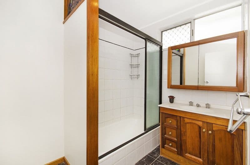 8 Mawai Street, MYSTERTON QLD 4812, Mysterton - Thumbnail 5