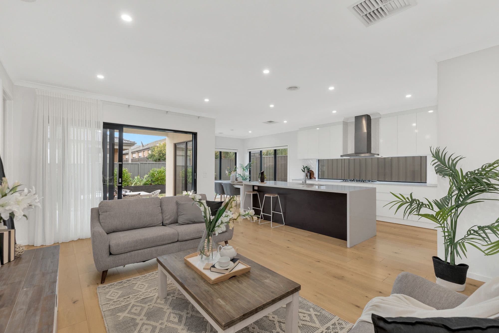 18 Grandvista Boulevard, Werribee VIC 3030, Werribee - Thumbnail 5
