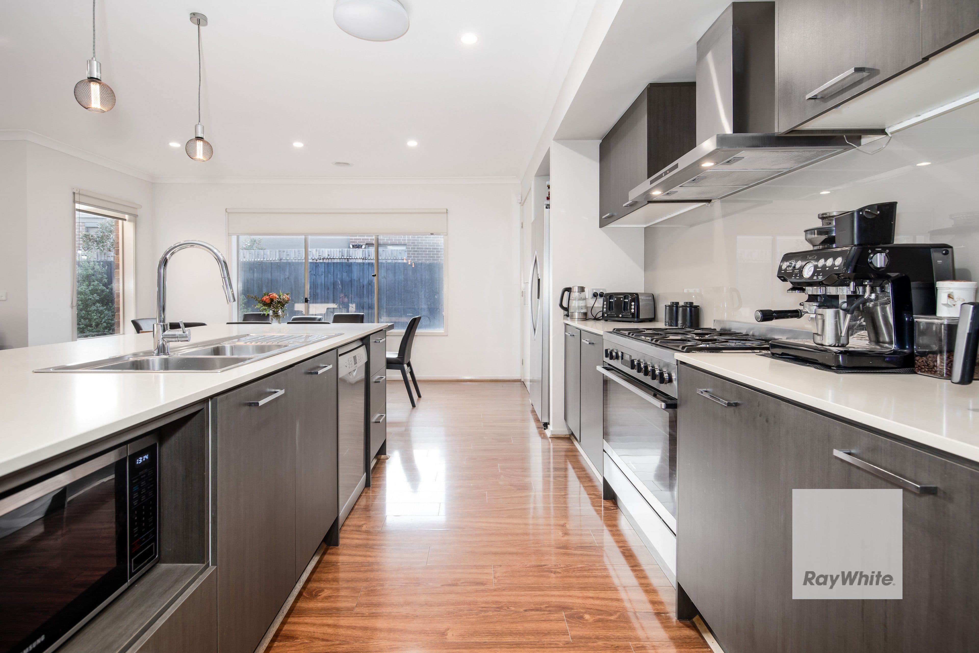 13 John Robert Place, Taylors Hill VIC 3037, Taylors Hill - Thumbnail 6