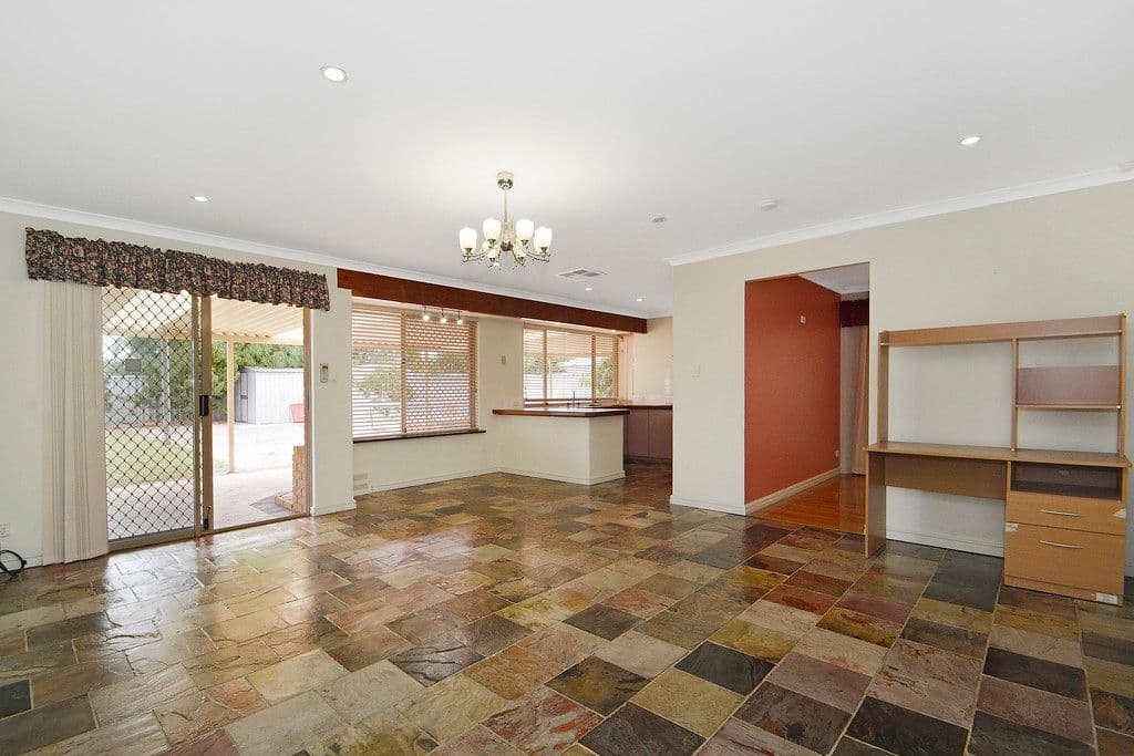 18 Paloma Loop, Marangaroo WA 6064, Marangaroo - Thumbnail 3