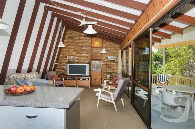1 Coochin Street, Dicky Beach QLD 4551, Dicky Beach - Thumbnail 5