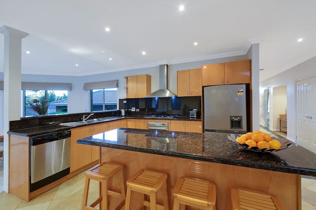 36 Wilson Street, DIAMOND CREEK VIC 3089, Diamond Creek - Thumbnail 2