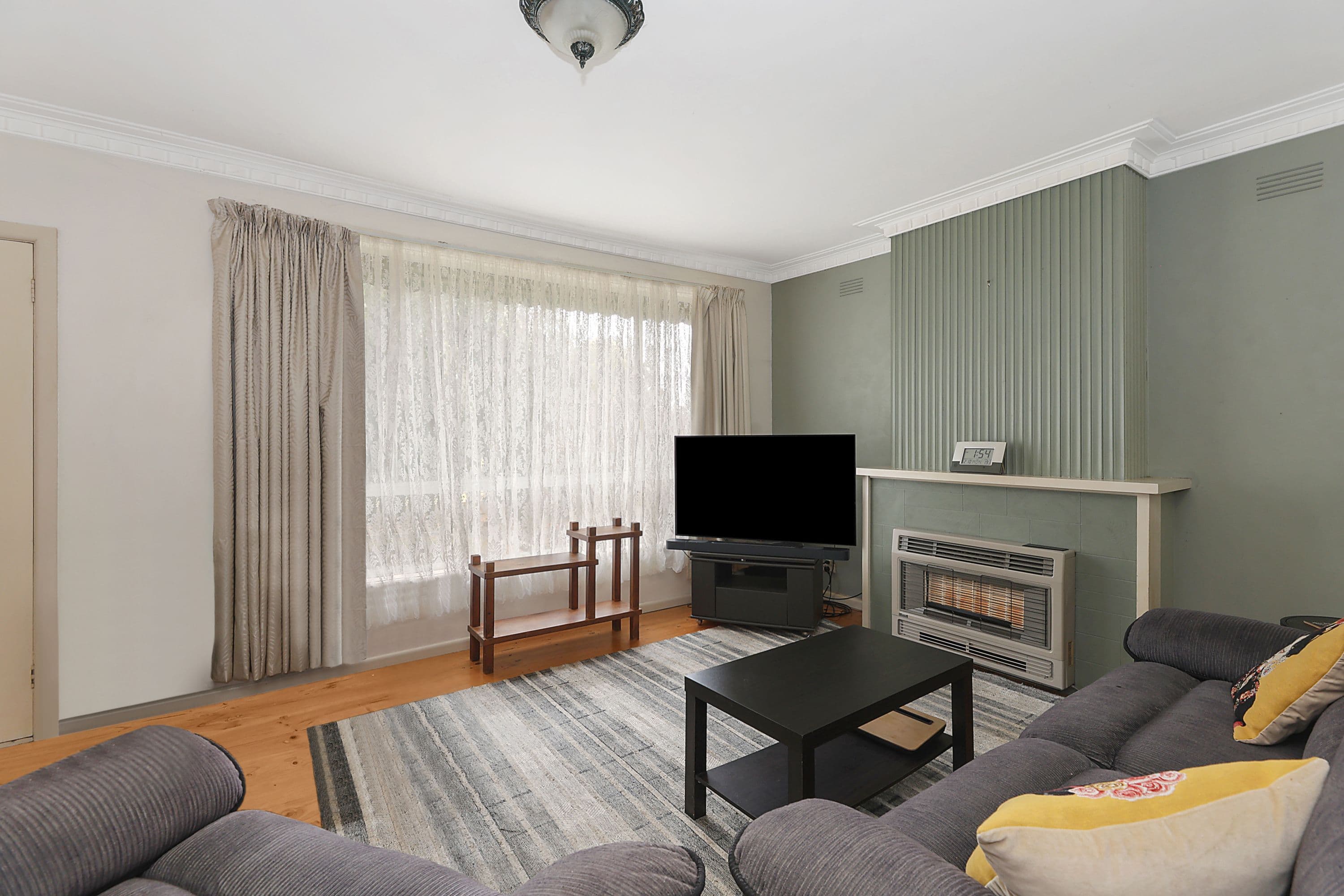 14 Edward Street, Cobden VIC 3266, Cobden - Thumbnail 2